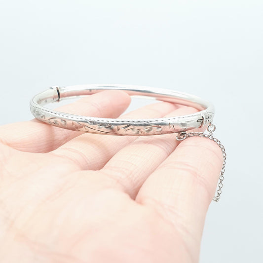 Vintage Sterling Silver Snap Bangle Bracelet Engraved Front 8.17g Solid 925 Ladies Womens Jewelry Retro Jewellery