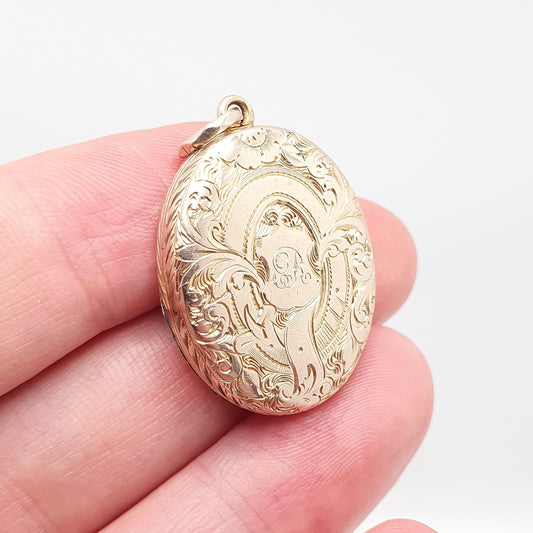 Antique Victorian Solid 9ct Gold Locket Large Oval Pendant Necklace Engraved Fine Estate 375 9k Photo Vintage Jewelry Jewellery