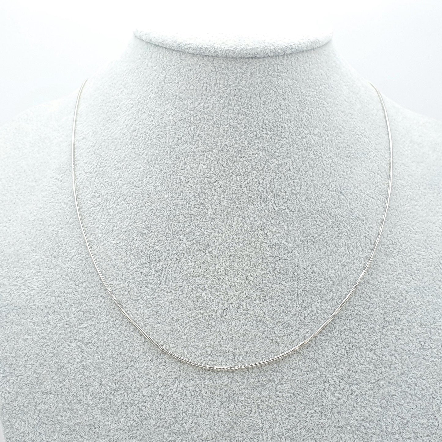 Vintage Sterling Silver Snake Link Chain Necklace 3.67g 49cm Retro Womens Jewelry Jewellery Unisex Minimalistic Simple Dainty