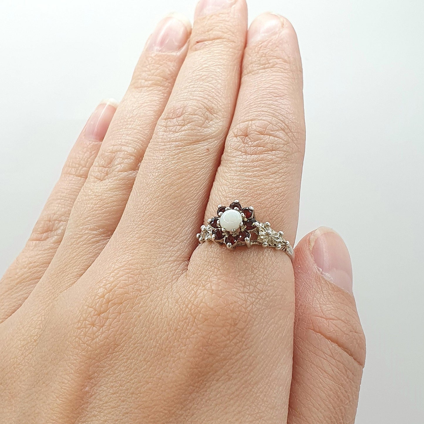 Vintage Sterling Silver Opal Garnet Ring Cluster Halo Genuine Gemstones Dimpled Shoulders Womens Girls Jewelry Jewellery UK Q US 8
