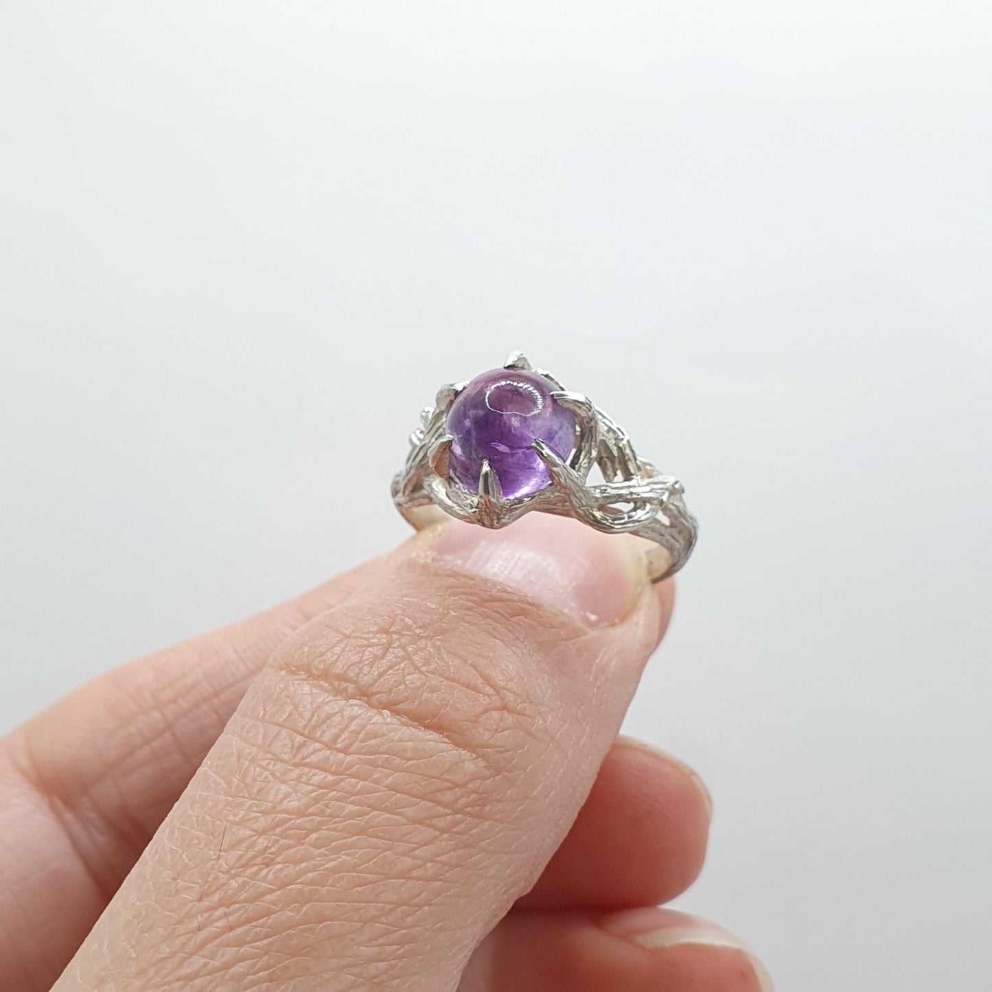 Vintage Sterling Silver Amethyst Ring Clawed Style Setting 1970 Hallmark Dome Purple Quartz Gemstone UK M US 6.25