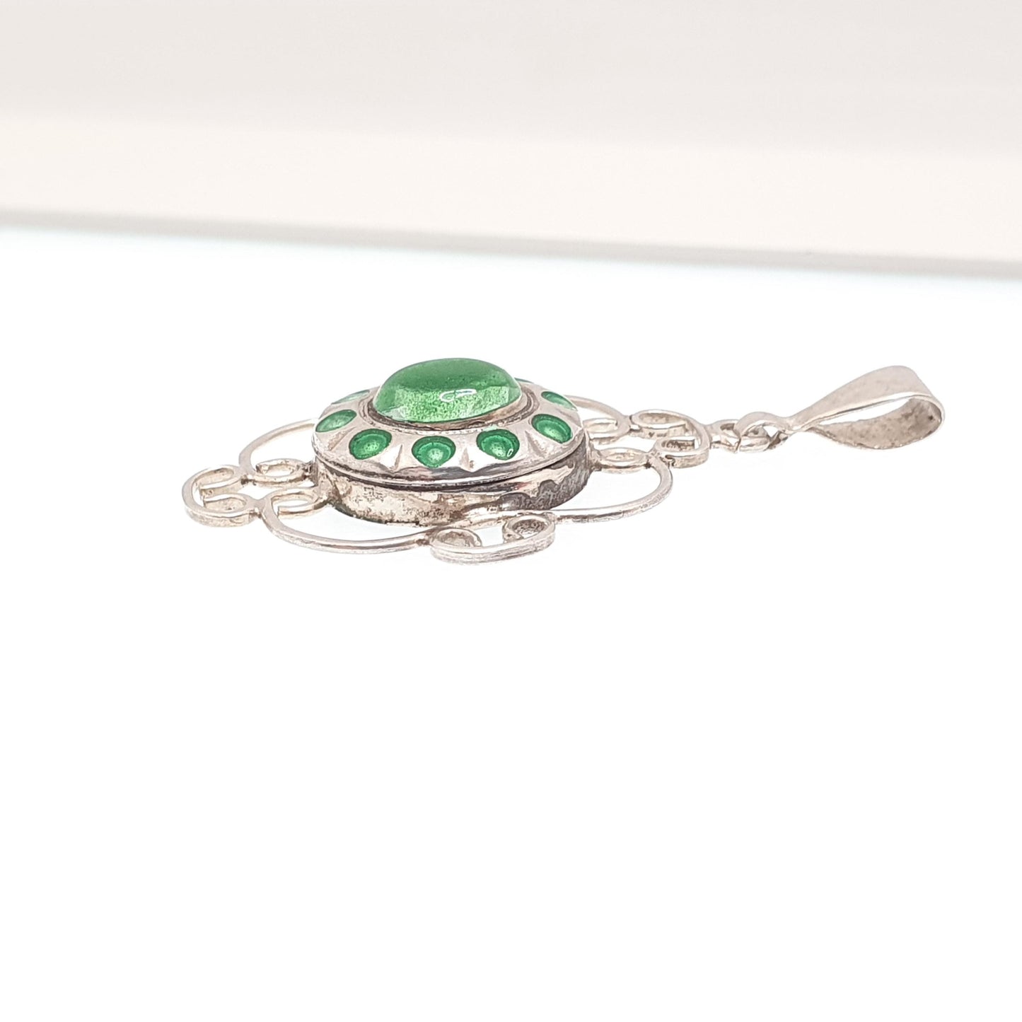 Antique Solid Silver Enamel Pendant Art Nouveau Necklace Green Champleve Arts and Crafts Flower Shape Hanging Vintage Jewellery Jewelry