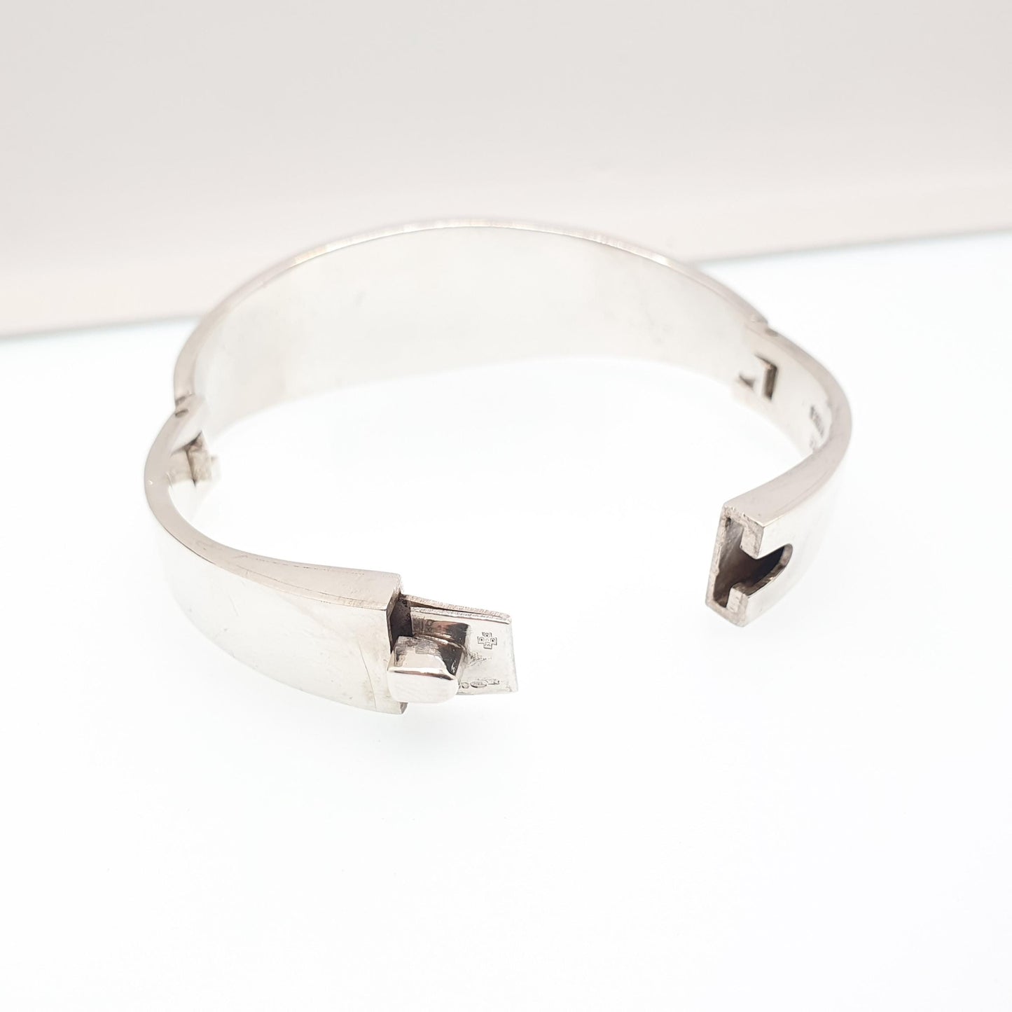Vintage Sterling Silver EXIGN Bangle Swedish Bracelet Solid 925 Sweden 2000 Hallmark 55.77g Scandinavian Modernist Womens Jewelry Jewellery