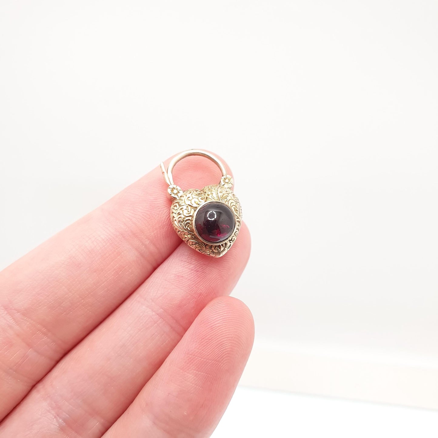 Antique Victorian 9ct Gold Garnet Padlock Clasp Hear Lock Charm Mourning Locket Engraved Necklace Lock Pendant Solid 9k 9kt Vintage