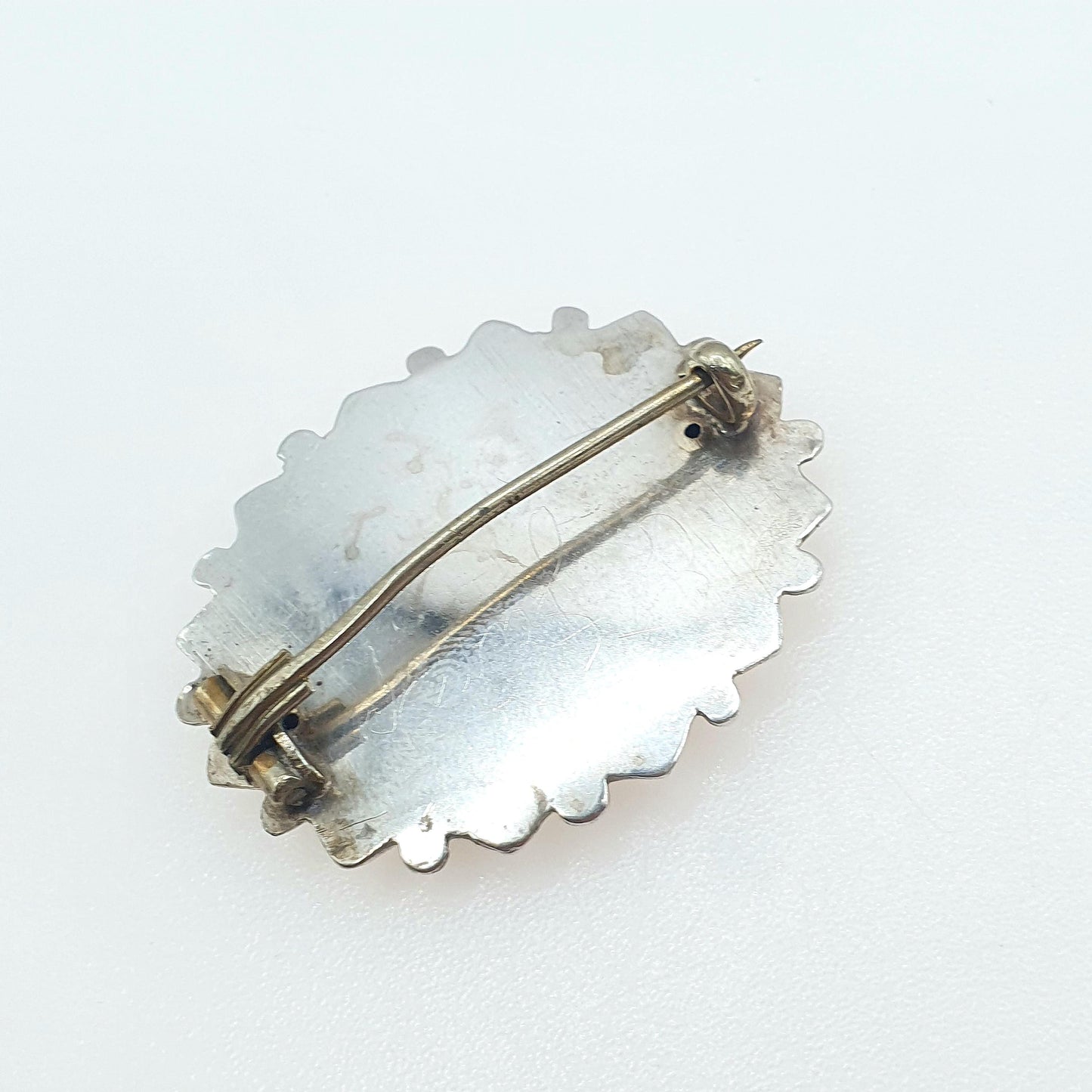 Antique Victorian Solid Silver Windsor Castle Brooch Great British Royal Tourist Engraved 1800s Vintage Jewelry Jewellery