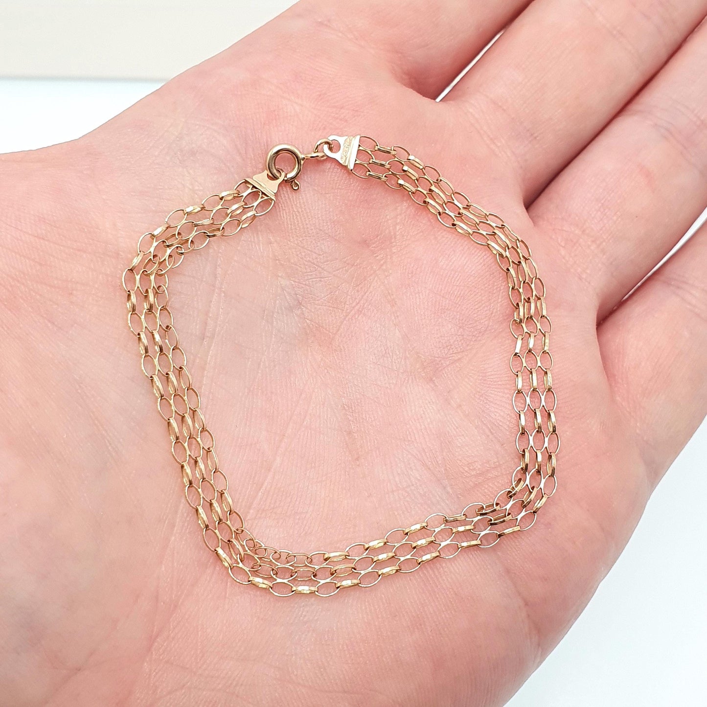 Vintage 9k 9ct Gold Chain Bracelet 3 Strand Cable Link Oval Links 18cm 7" 1.64g Yellow Solid 375 9 Carat Womens Retro Jewelry