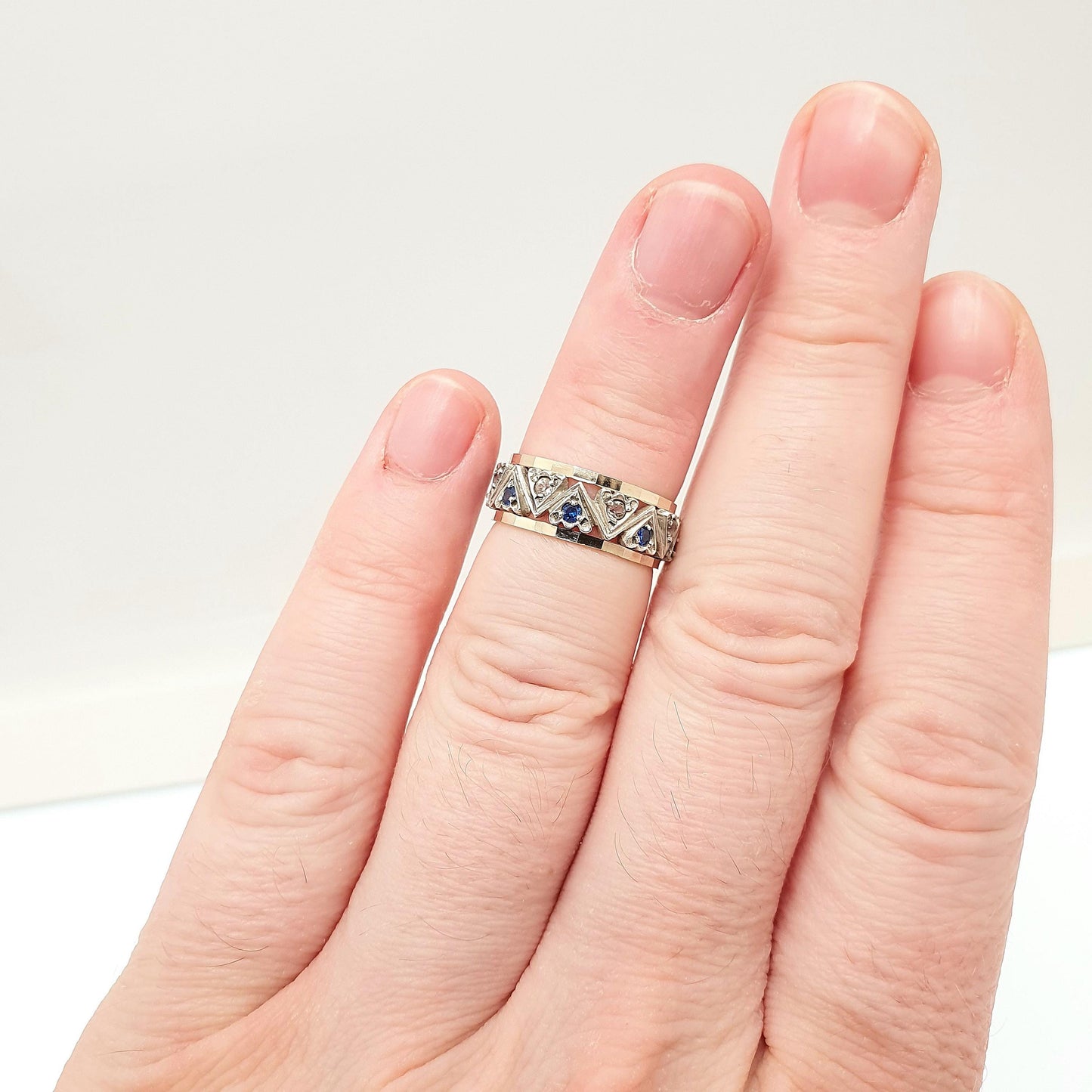 Antique Art Deco 9ct Gold & Sterling Silver Eternity Ring Blue White Spinel Triangle Vintage