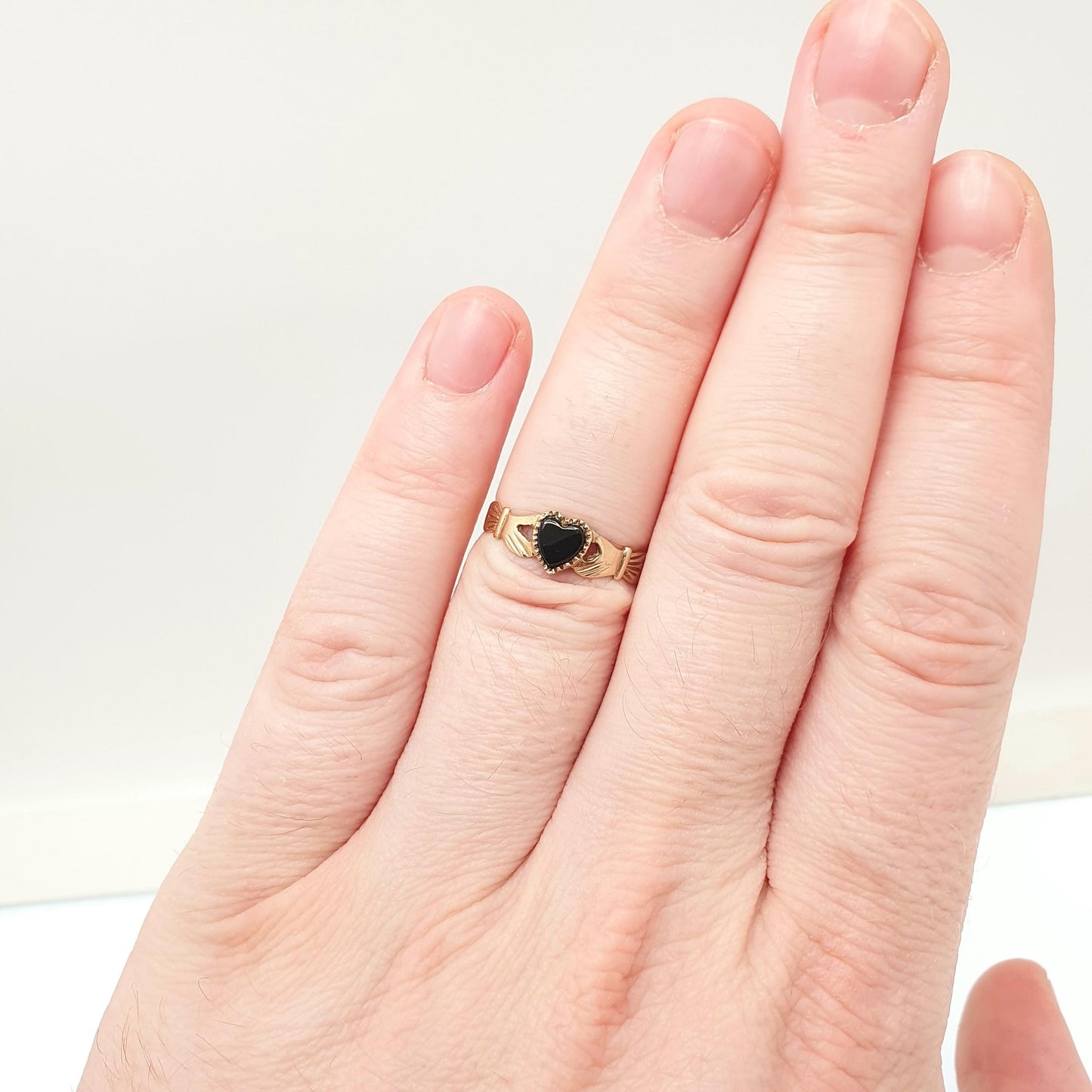 Vintage 9ct Gold Onyx Claddagh Ring Solid 9k Irish Gaelic Heart Yellow Friendship Loyalty Womens Jewelry Jewellery