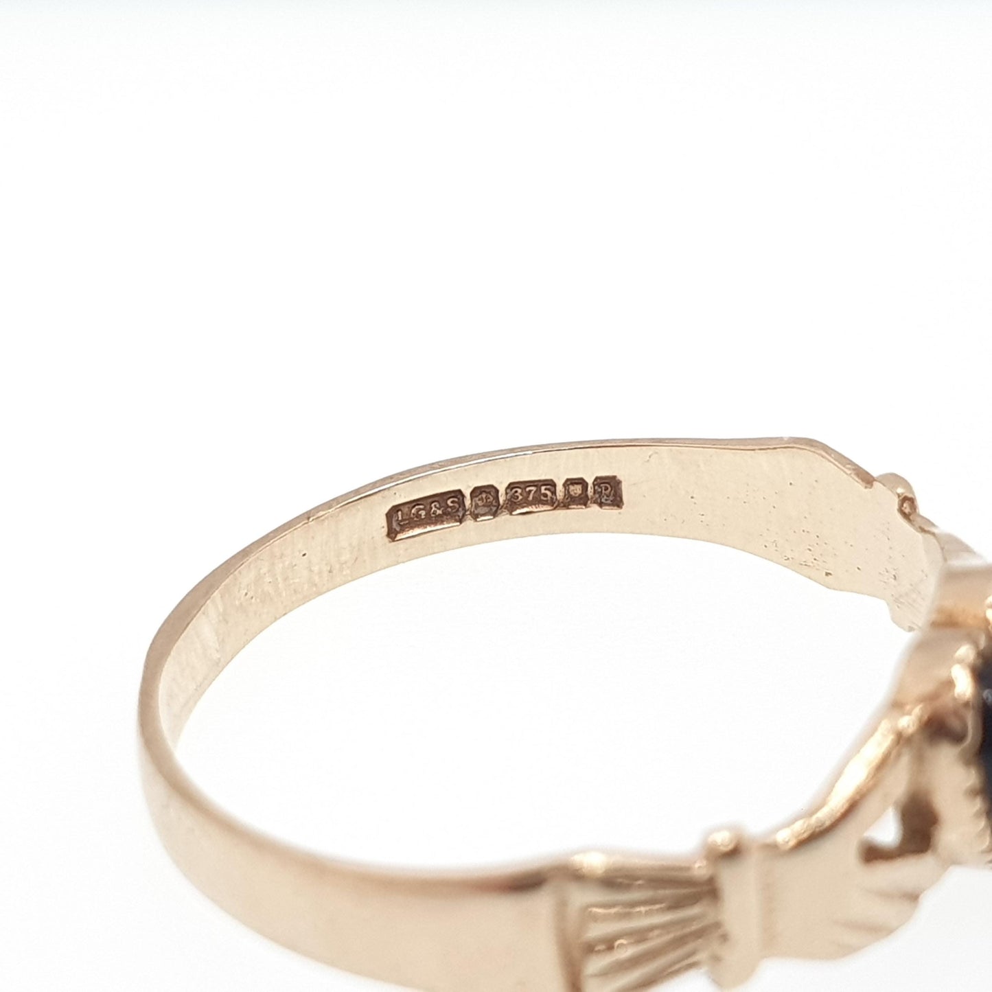 Vintage 9ct Gold Onyx Claddagh Ring Solid 9k Irish Gaelic Heart Yellow Friendship Loyalty Womens Jewelry Jewellery