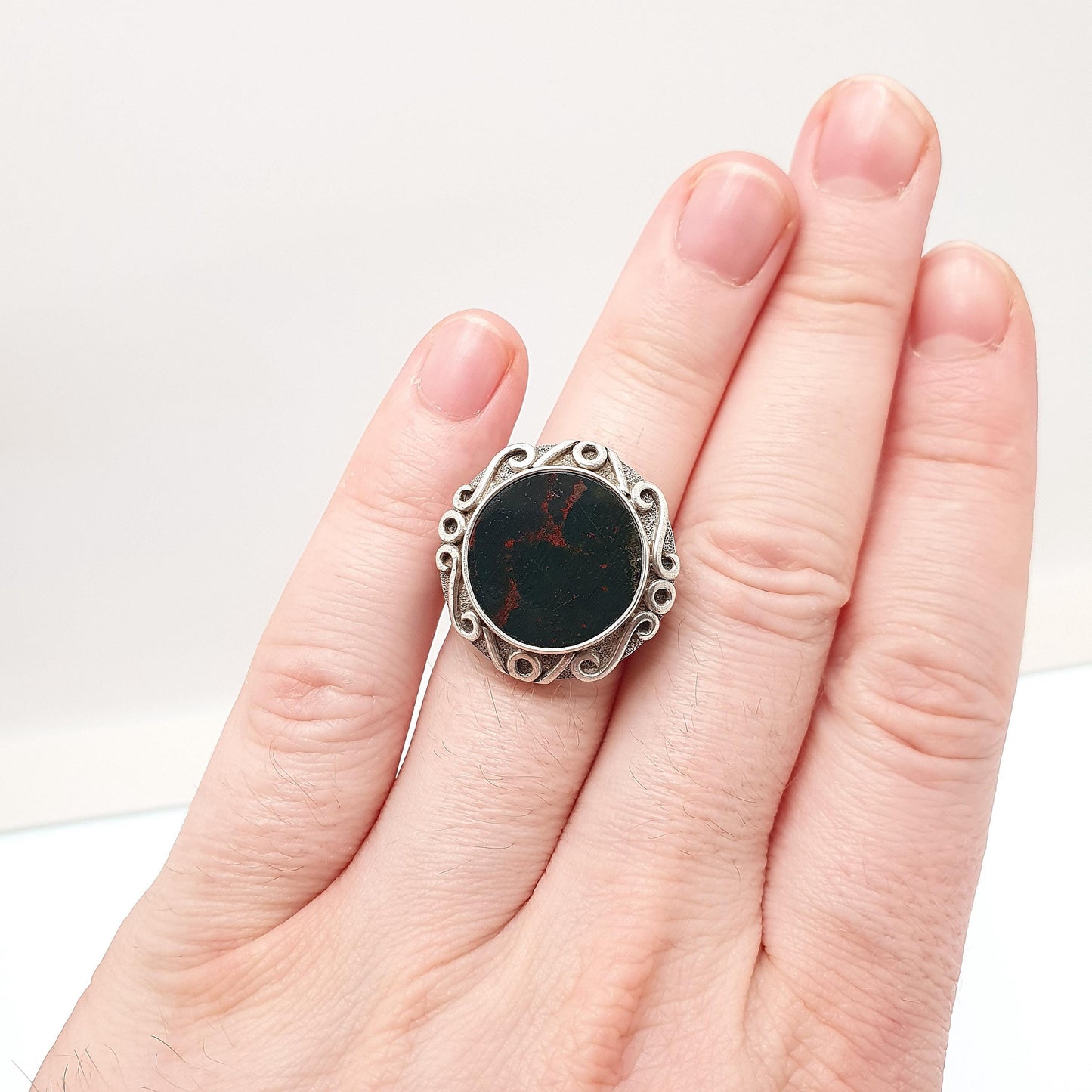Antique Solid Silver Bloodstone Ring Arts and Crafts Large Big Signet Chunky Genuine Agate Quartz Gemstone Vintage Jewelry Jewellery