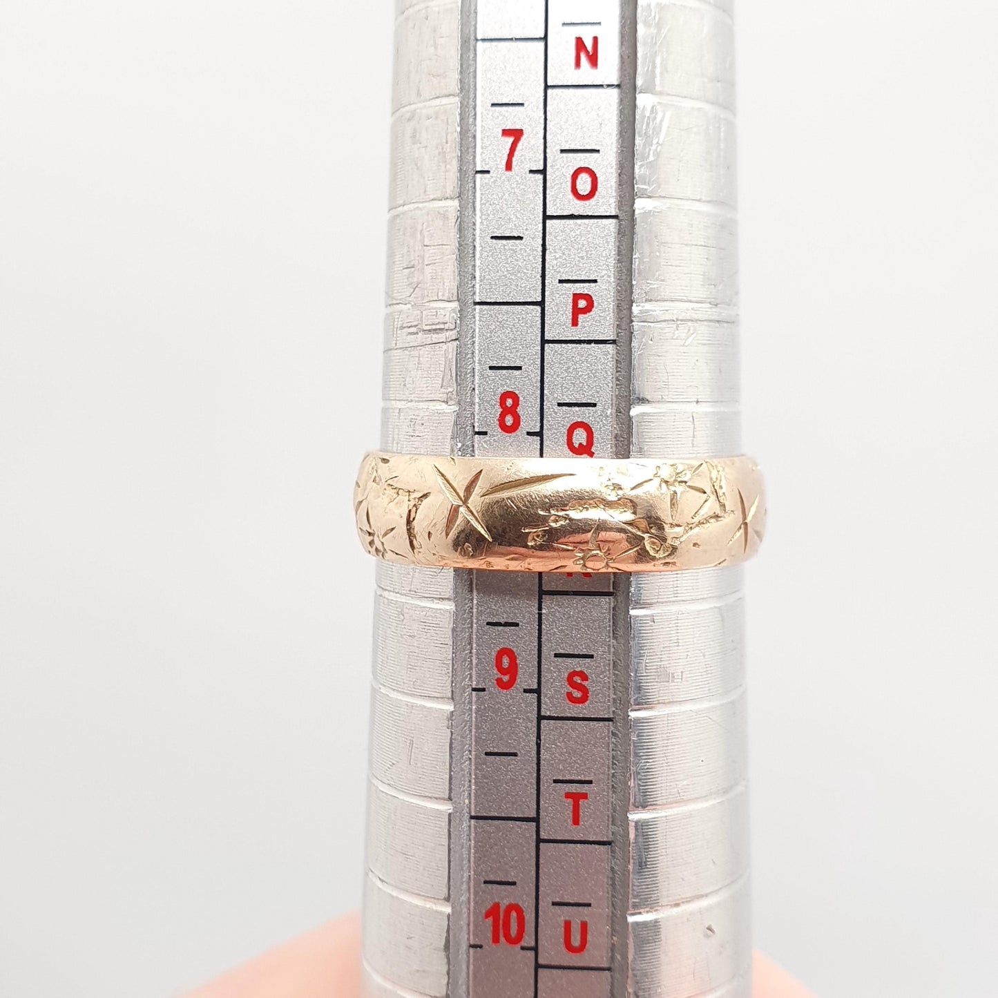 Vintage 9ct 9k Gold Band Ring Star and Sun Style Pattern Wide Stacking Stacker 1971 Hallmarked Solid 375 Womens Jewelry Jewellery