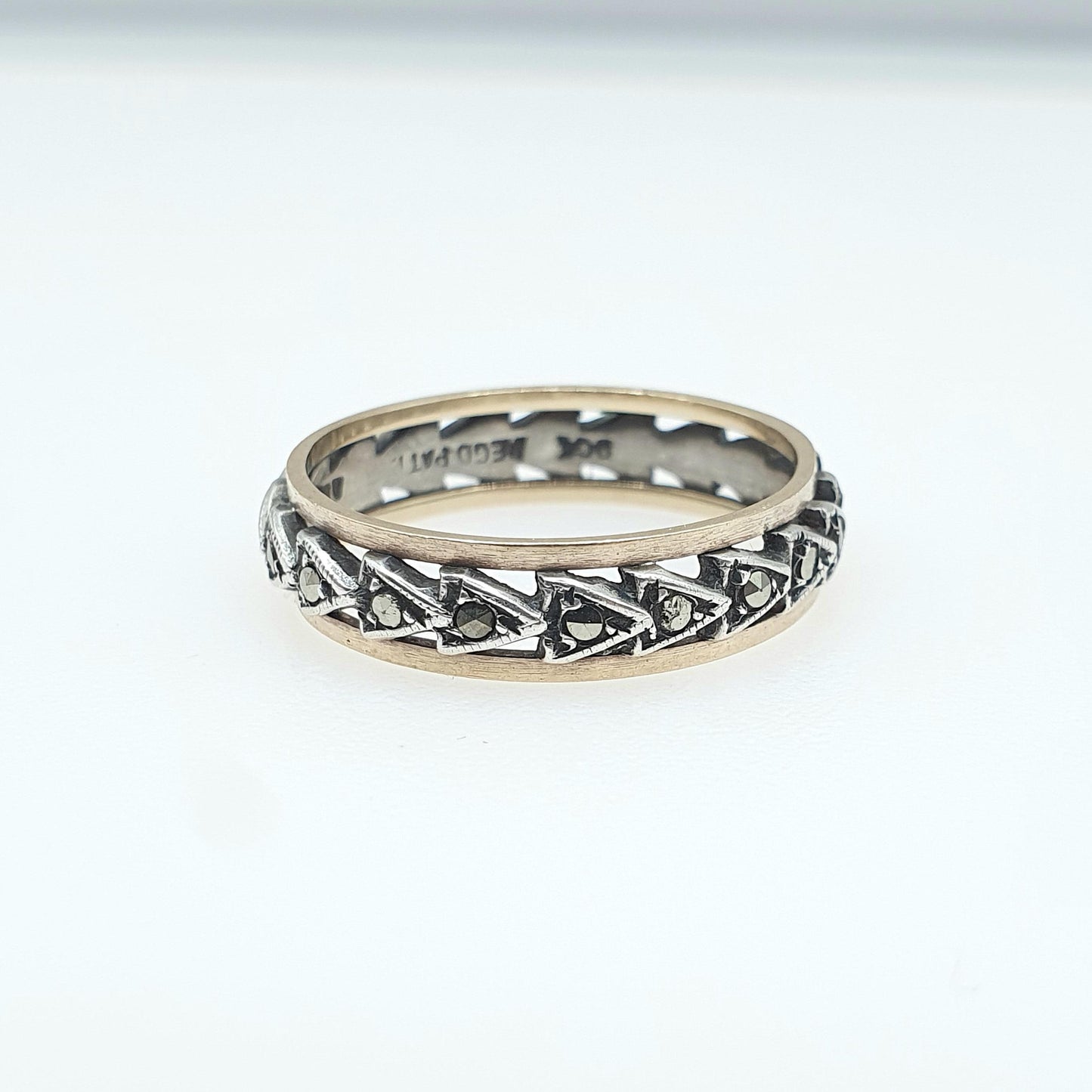 Antique Art Deco 9ct Gold & Solid Silver Marcasite Eternity Ring Triangle Arrow Pattern 1920s Womens Jewelry Jewellery UK N US 6.75