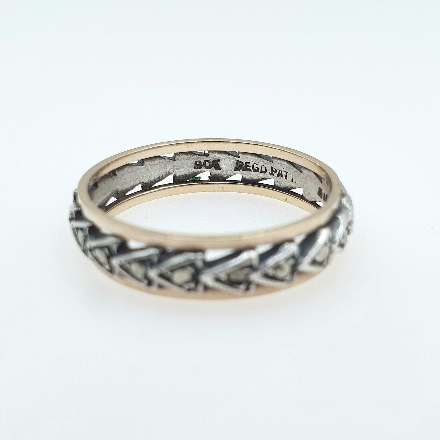 Antique Art Deco 9ct Gold & Solid Silver Marcasite Eternity Ring Triangle Arrow Pattern 1920s Womens Jewelry Jewellery UK N US 6.75