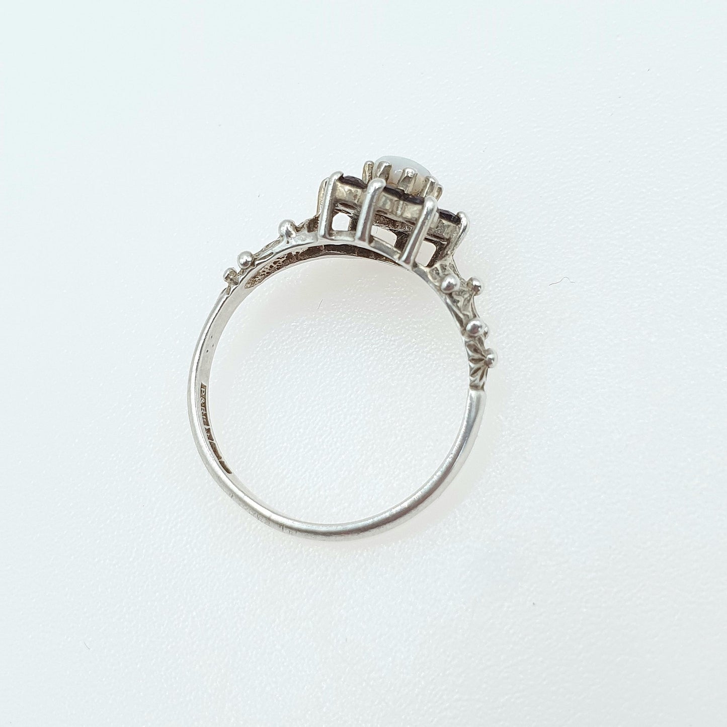 Vintage Sterling Silver Opal Garnet Ring Cluster Halo Genuine Gemstones Dimpled Shoulders Womens Girls Jewelry Jewellery UK Q US 8