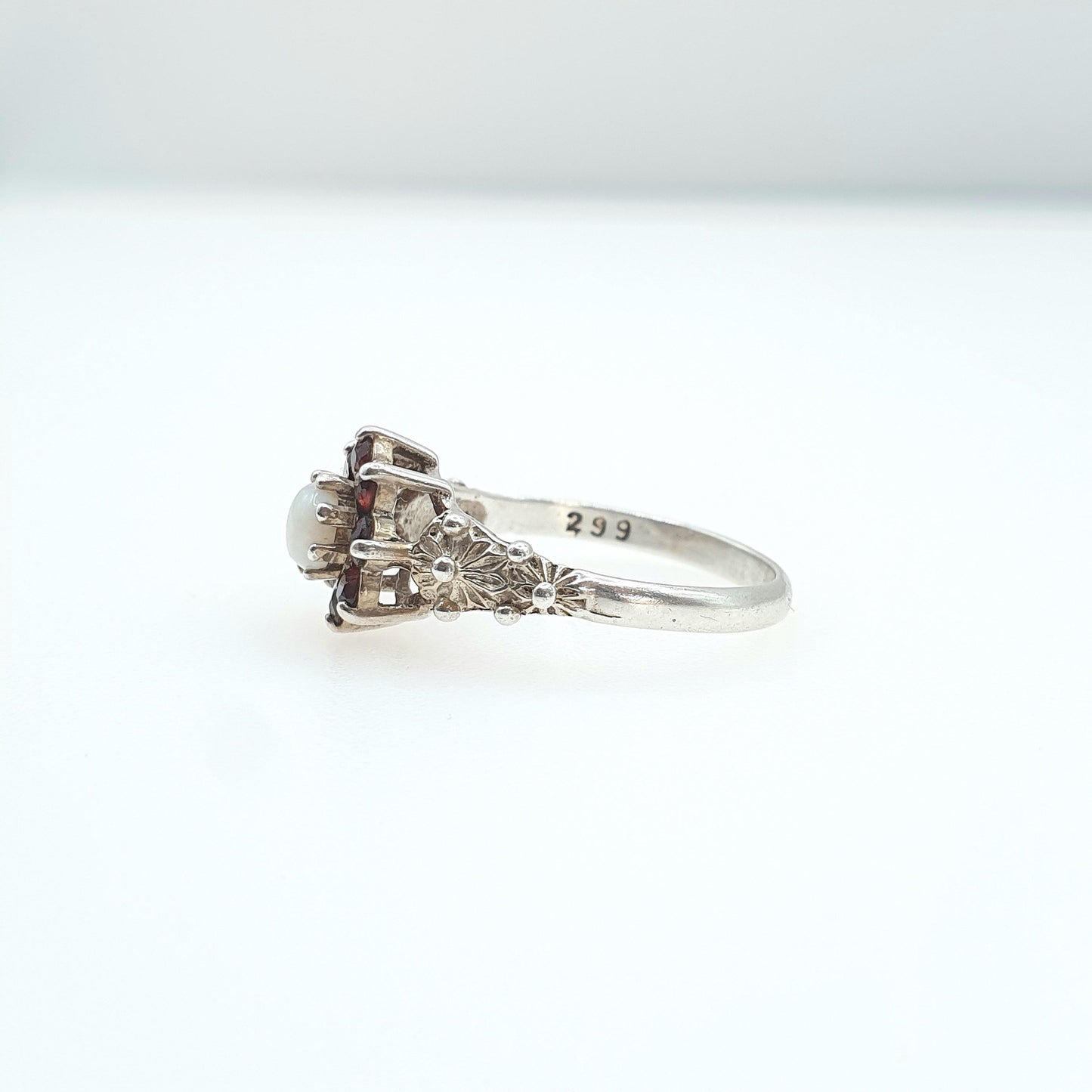 Vintage Sterling Silver Opal Garnet Ring Cluster Halo Genuine Gemstones Dimpled Shoulders Womens Girls Jewelry Jewellery UK Q US 8