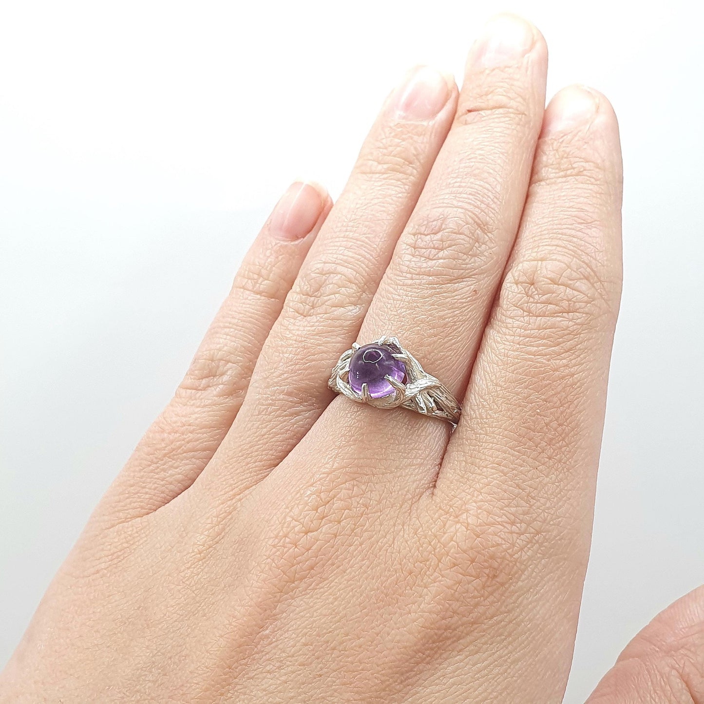 Vintage Sterling Silver Amethyst Ring Clawed Style Setting 1970 Hallmark Dome Purple Quartz Gemstone UK M US 6.25