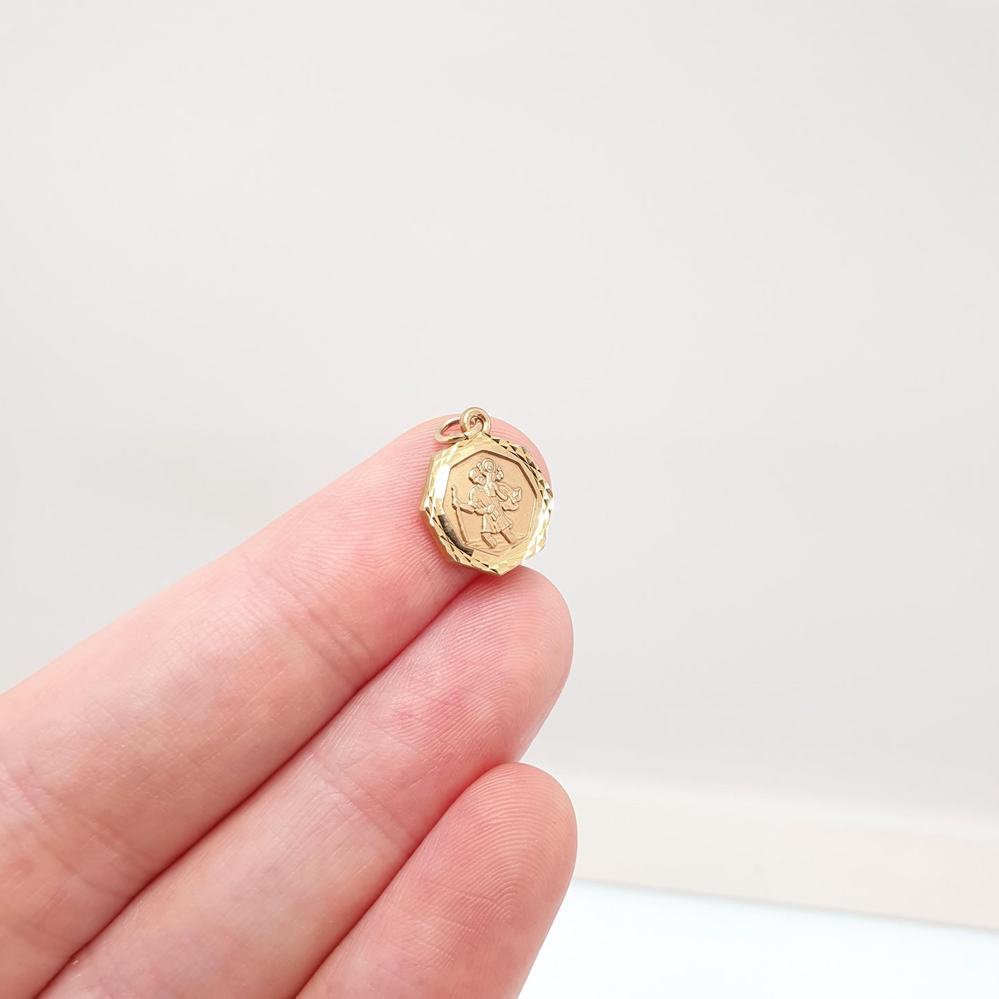 Vintage 9ct 9k Gold St Christopher Charm Pendant Octagonal Small 1979 Hallmark Solid 9kt Necklace Cute Saint Christian Men Women