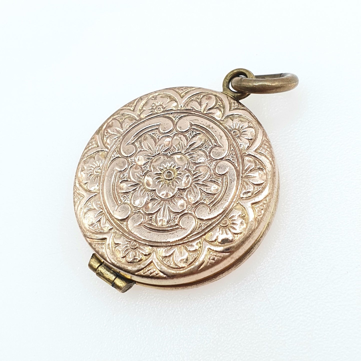 Antique Victorian Rose Rolled Gold Locket Round Buckle Pattern and Flower Pattern Vintage Photo Necklace Womens Jewellery Jewelry