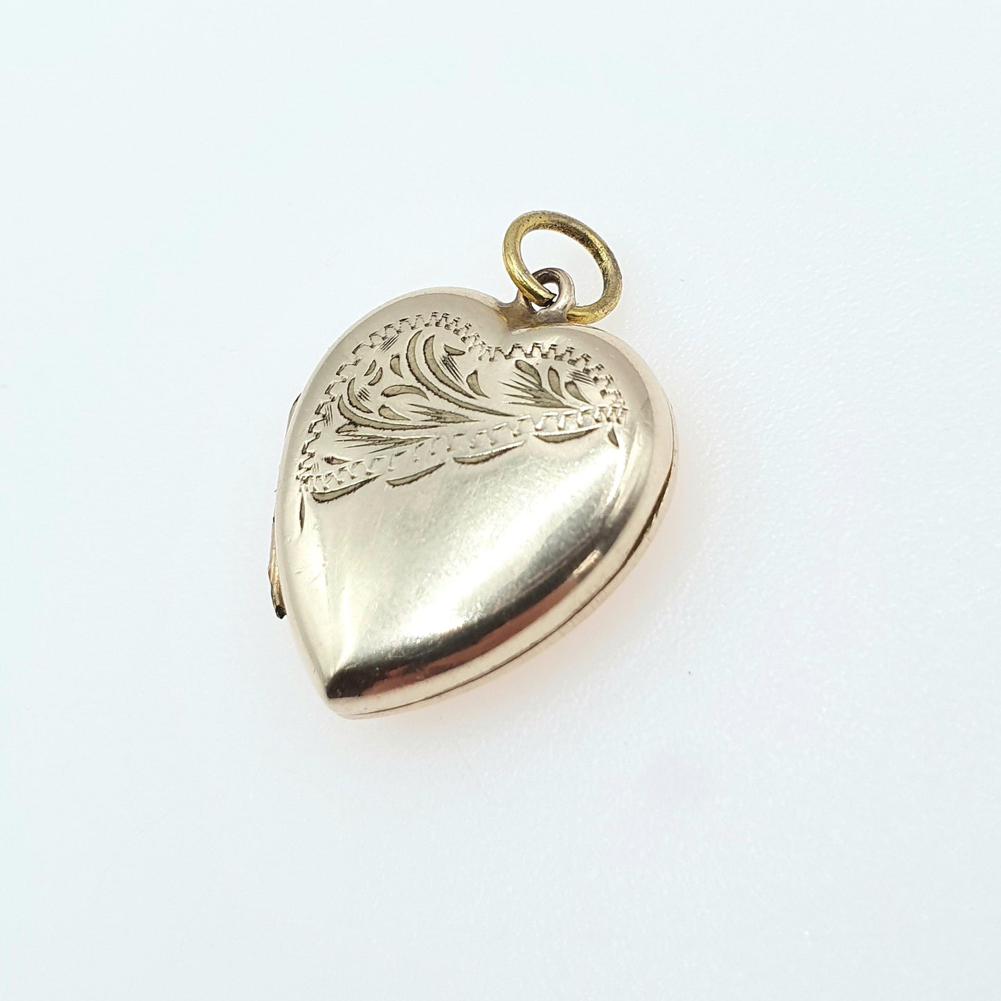 Antique Rolled Gold Heart Locket Gold Filled Art Deco Hand Engraved Pendant Necklace Vintage Jewellery