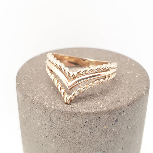 Vintage 9ct 9k Gold Wishbone Ring Solid 375 Yellow Pointed V Shape Rope Decoration Jewelry Jewellery