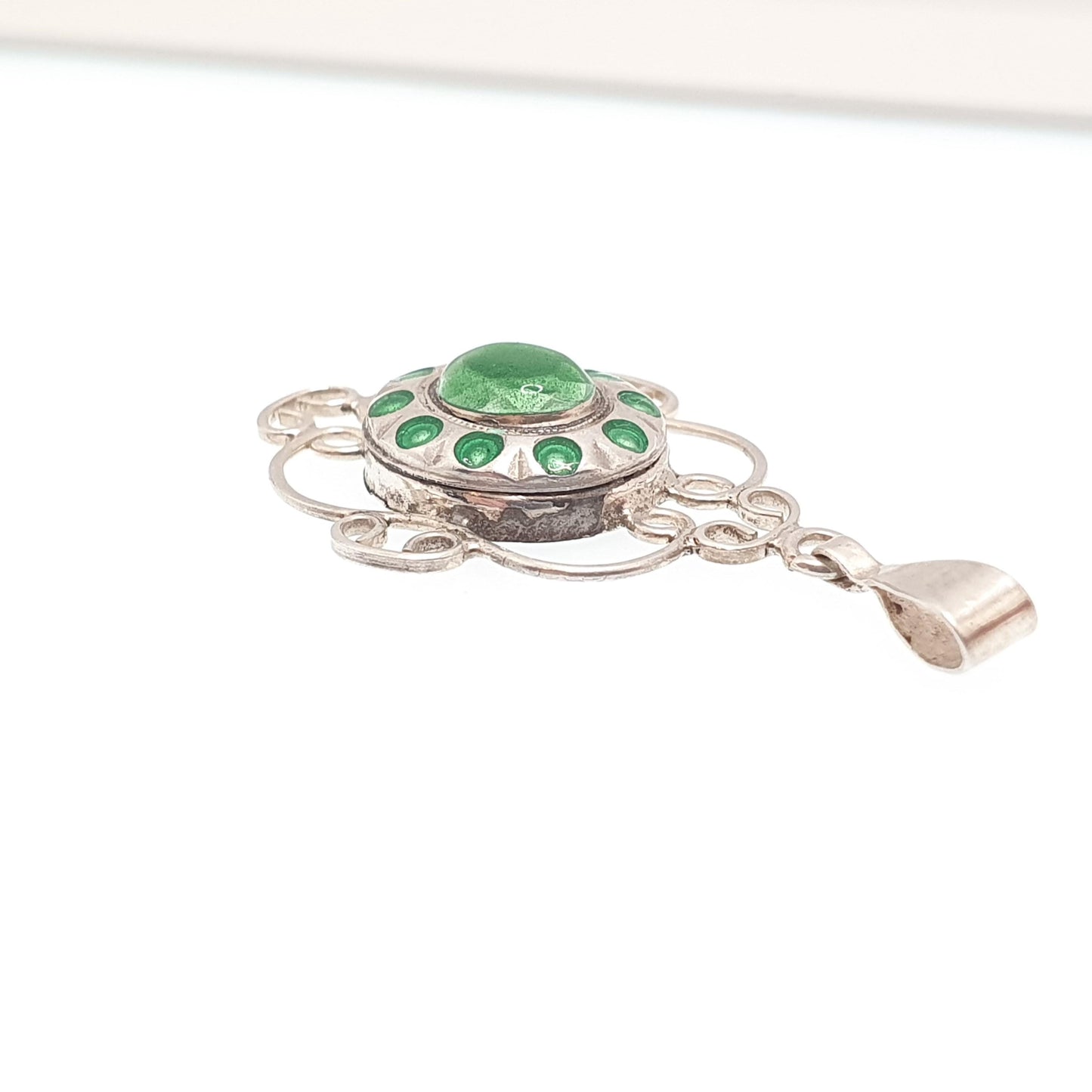 Antique Solid Silver Enamel Pendant Art Nouveau Necklace Green Champleve Arts and Crafts Flower Shape Hanging Vintage Jewellery Jewelry