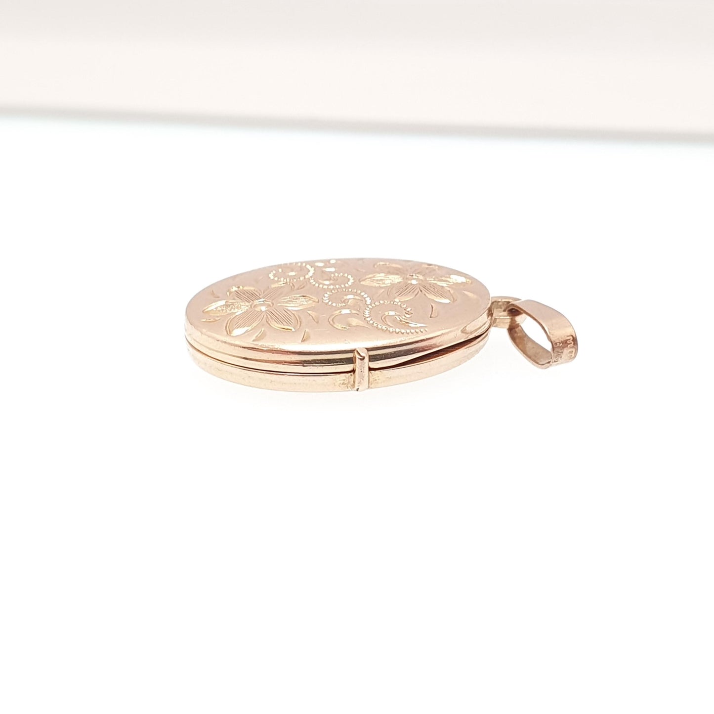 Vintage Solid 9ct 9k Gold Locket Oval All 9kt Flower Engraved Necklace Photo Picture Pendant