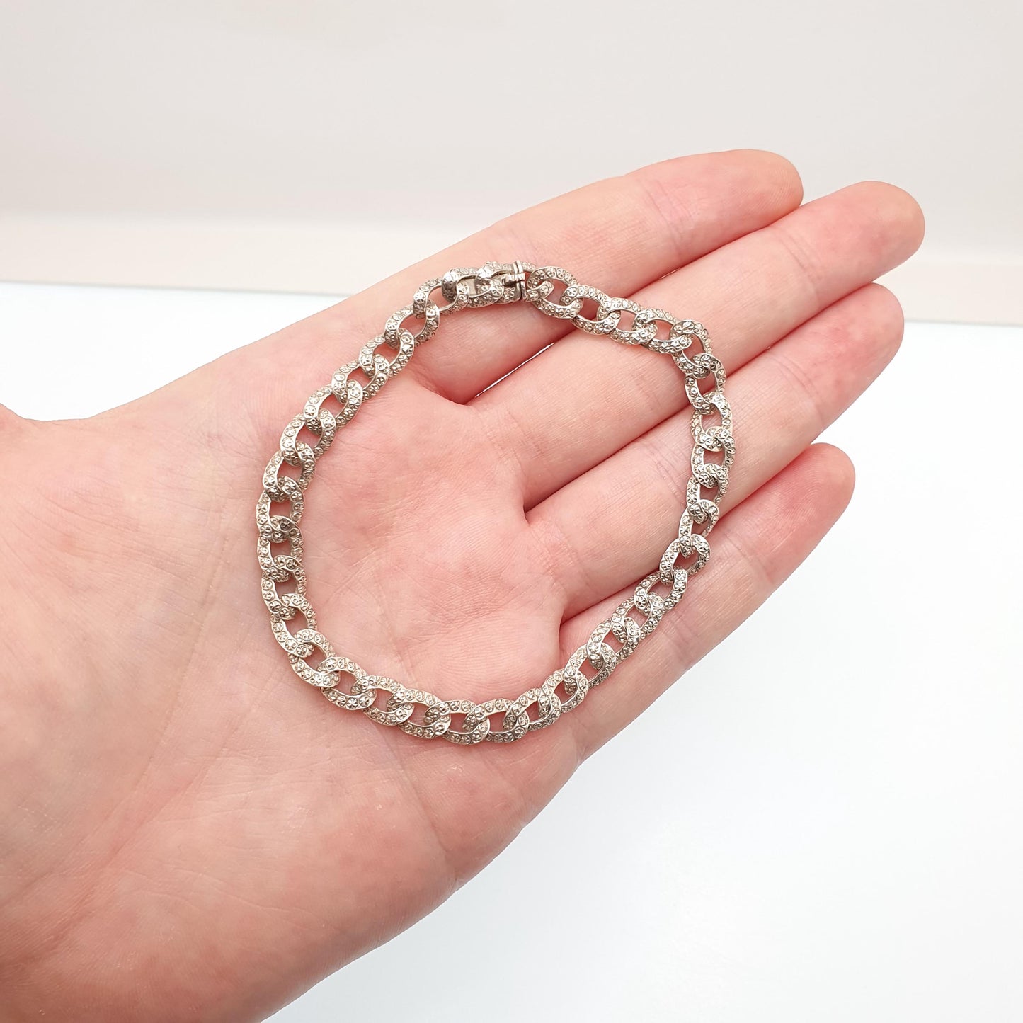 Antique Victorian Solid Silver Patterned Curb Link Bracelet Pastry Cutter Chain 10.23g 21cm Womens Mens Vintage