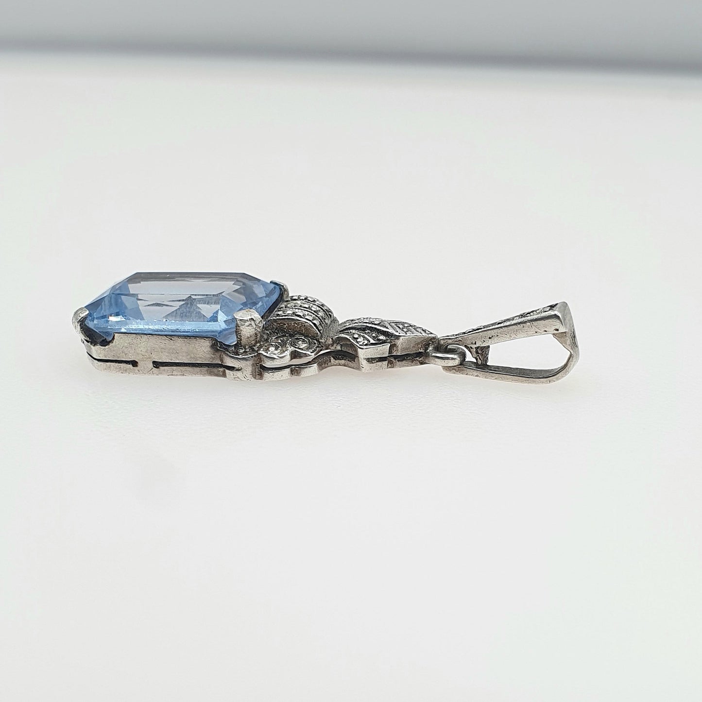 Antique Art Deco Solid Silver Blue Spinel Pendant Rectangular Cut Gemstone Vintage Ladies Womens Jewelry Jewellery