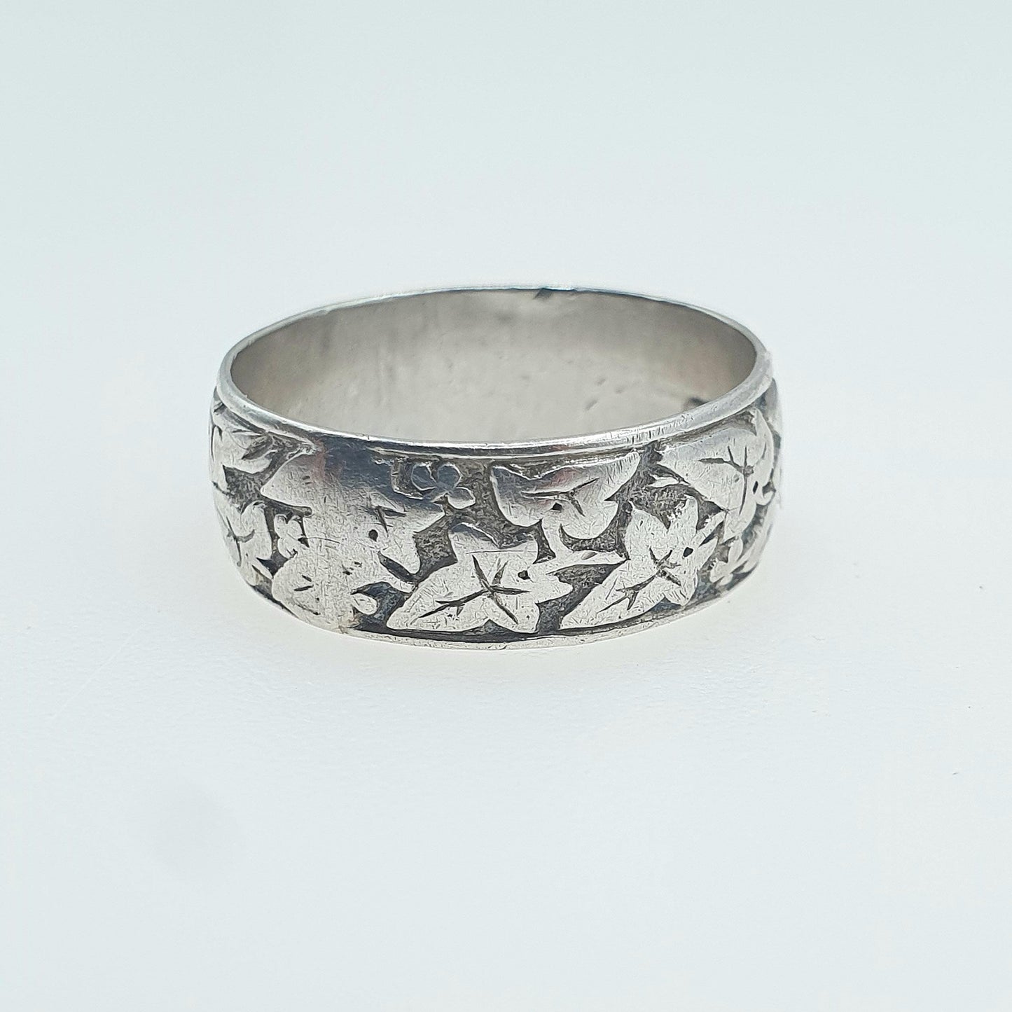 Antique Victorian Sterling Silver Band Ring Chased Ivy Leaf Pattern Foliage UK L US 5.75 Jewelry Womens Mens Womens Jewellery