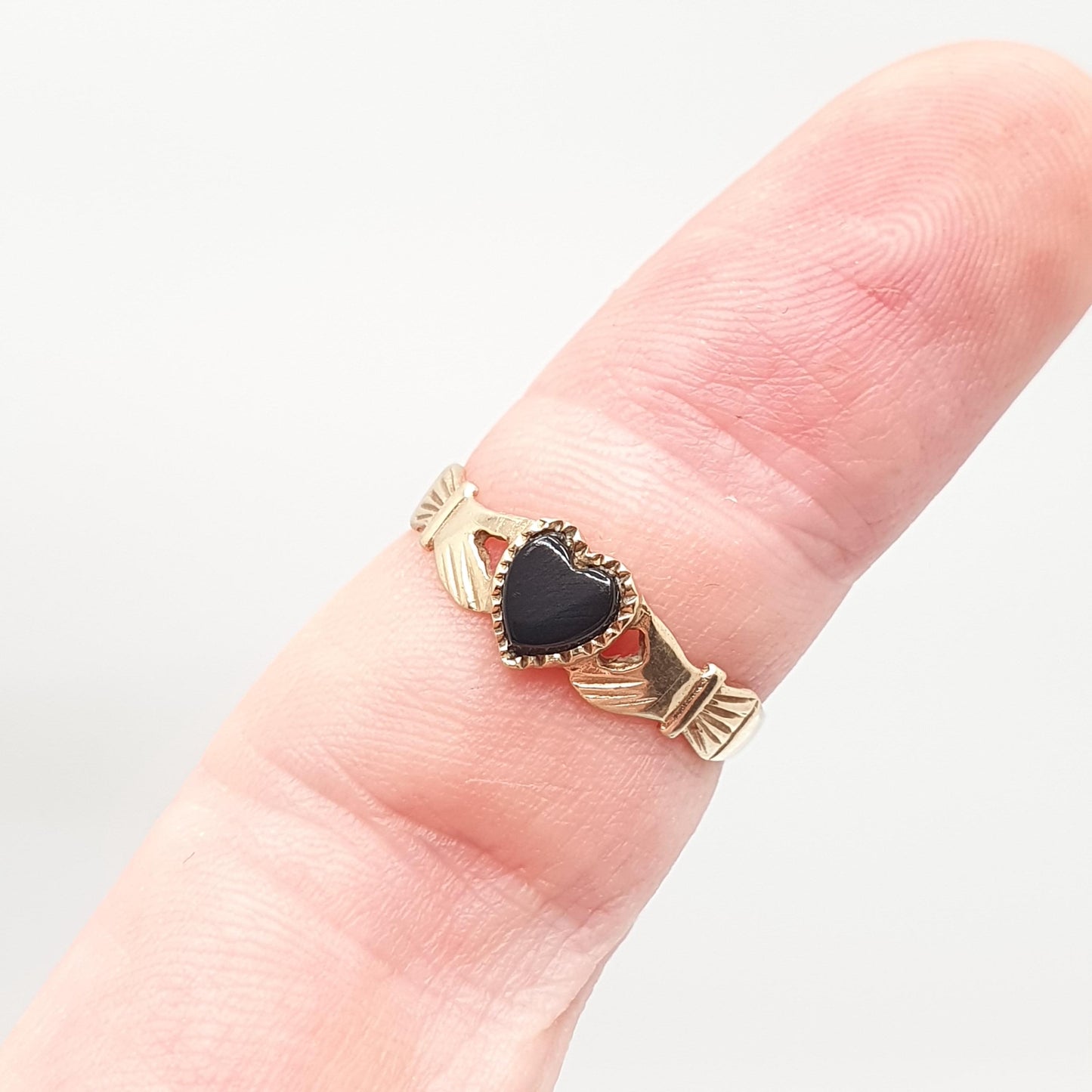 Vintage 9ct Gold Onyx Claddagh Ring Solid 9k Irish Gaelic Heart Yellow Friendship Loyalty Womens Jewelry Jewellery