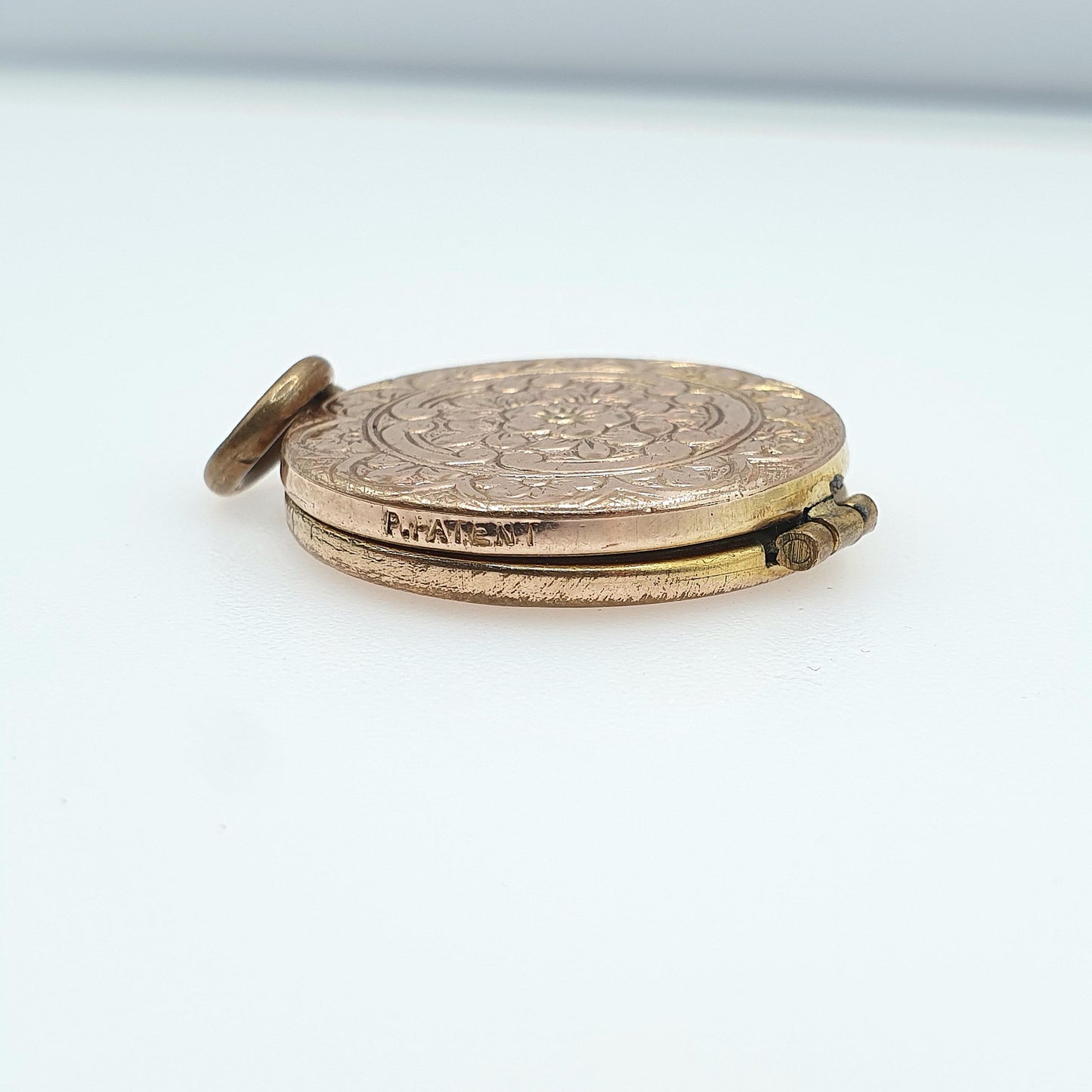 Antique Victorian Rose Rolled Gold Locket Round Buckle Pattern and Flower Pattern Vintage Photo Necklace Womens Jewellery Jewelry