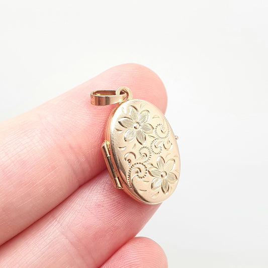Vintage Solid 9ct 9k Gold Locket Oval All 9kt Flower Engraved Necklace Photo Picture Pendant