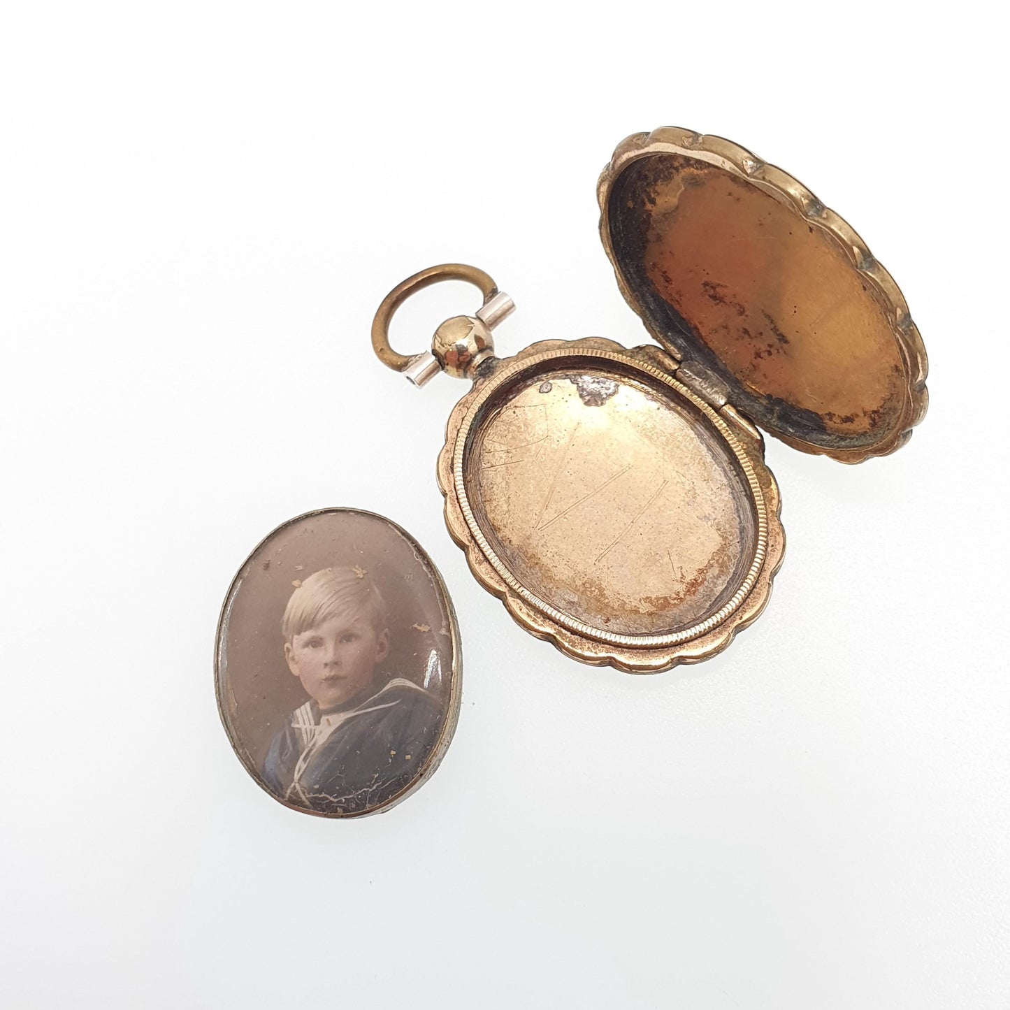 Antique Victorian 9ct Gold Locket 9kt 9k Back and Front Pocket Watch Style Pendant Picture Photo Vintage