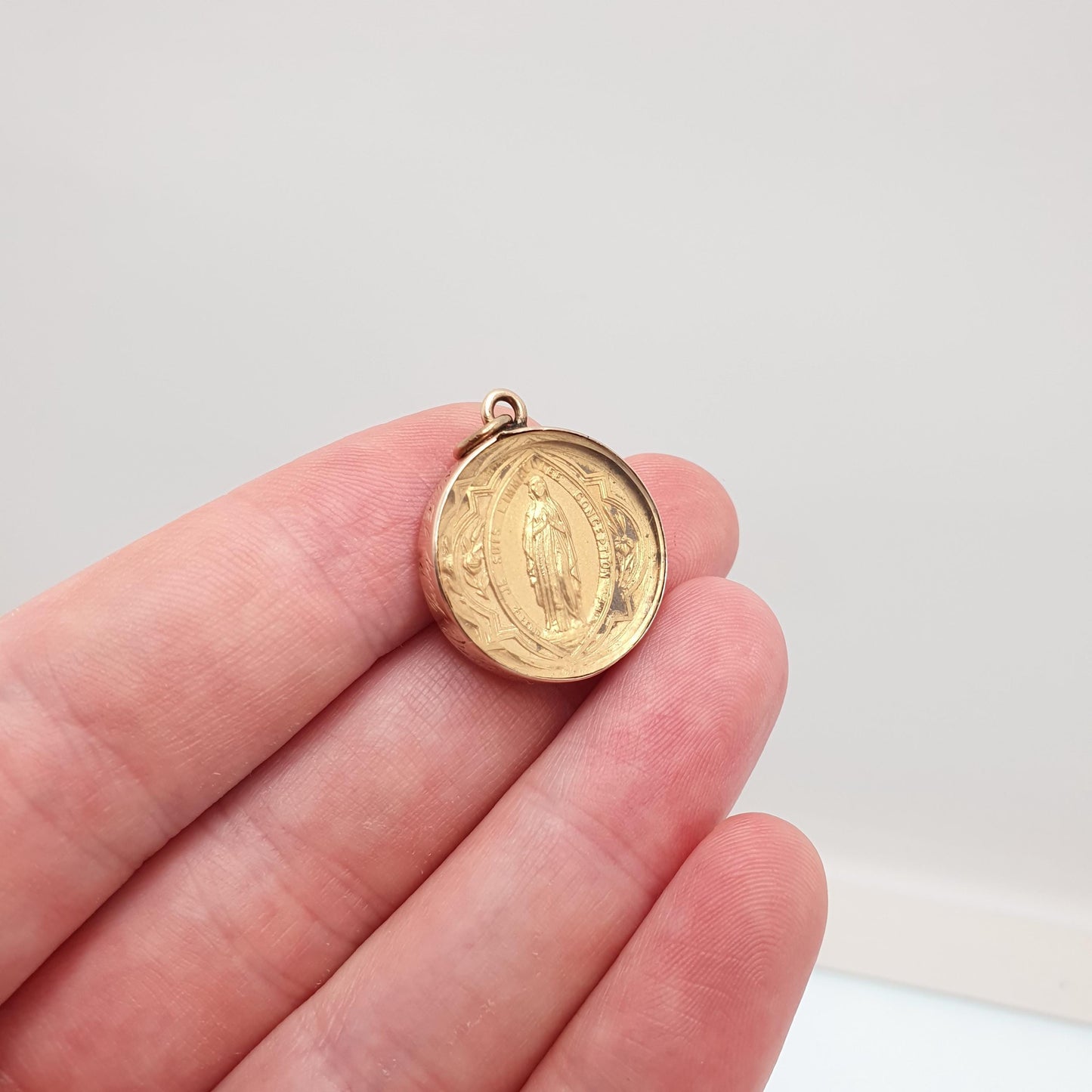 Antique 15ct Gold Religious Medal Coin Locket 1877 Lord Abbott Alcock Pendant Necklace Christian Monk Vintage Jewelry Jewellery