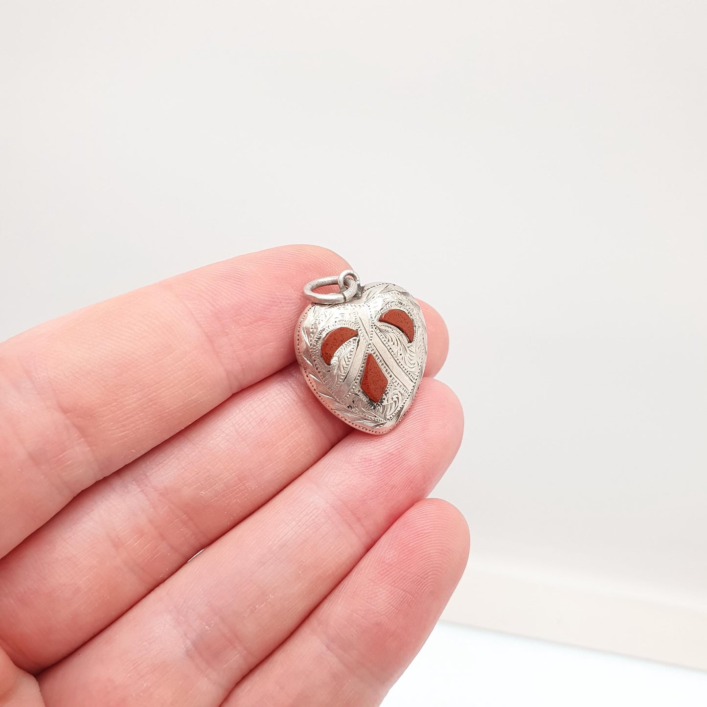 Antique Sterling Silver Scottish Heart Pendant Red Jasper Necklace Victorian Vintage Jewellery Jewelry