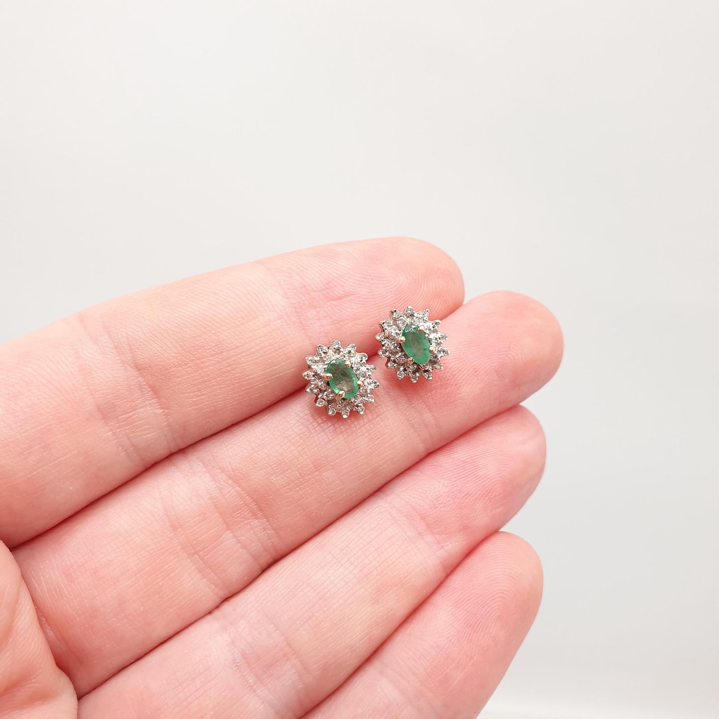 Vintage 9ct Gold Emerald & Diamond Stud Earrings Cluster Halo Solid 9k 375 Oval Cut Genuine Gemstone Jewelry Jewellery