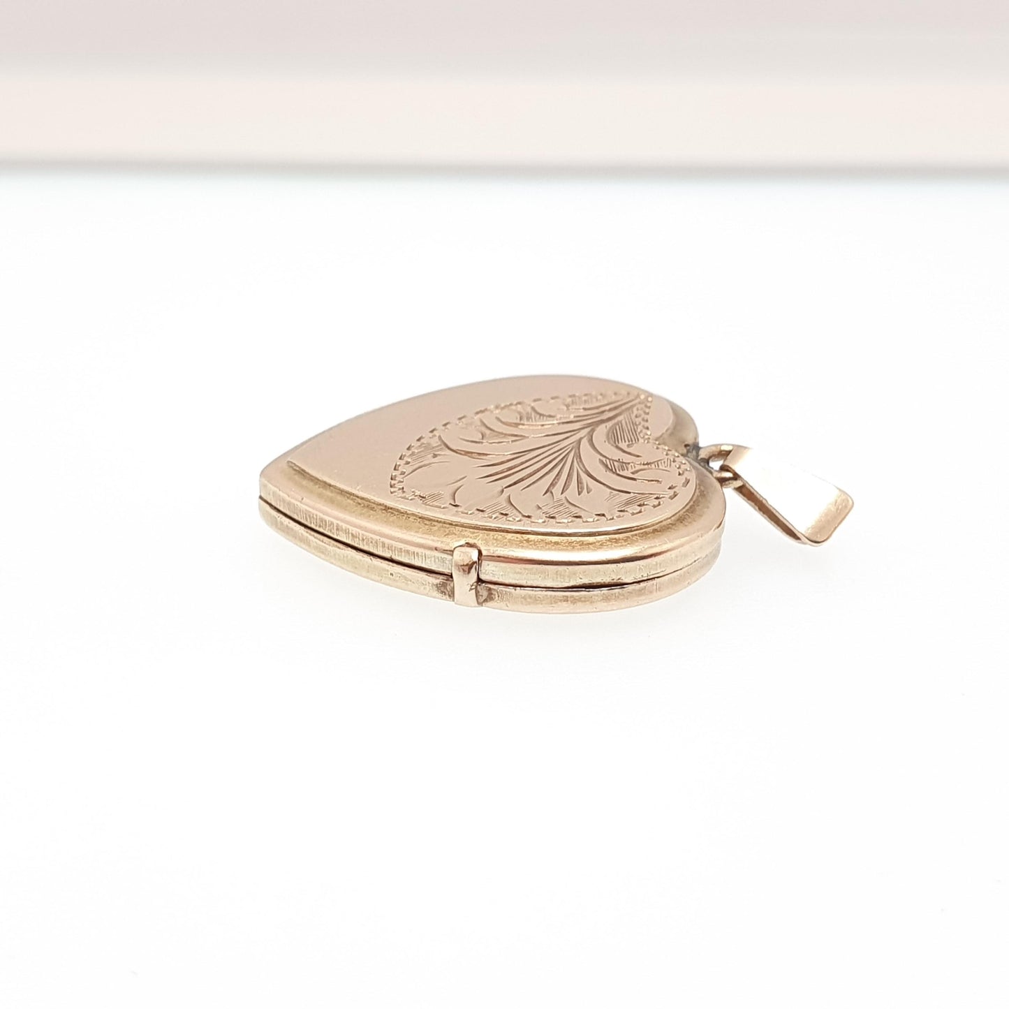 Antique 9ct Gold Heart Locket Cute Engraved Solid 9k 375 Pendant Love Gift Back & Front Necklace Jewelry Womens Jewellery