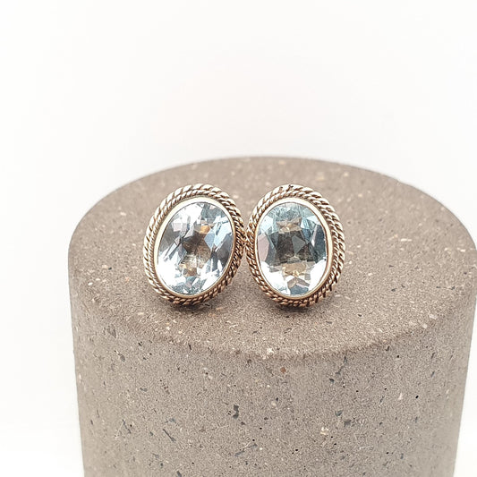 Vintage 9ct 9k Gold Aquamarine Earrings Oval Cut Stud Sparkly Solid 375 Cyan Ladies Womens Jewelry Retro Jewellery