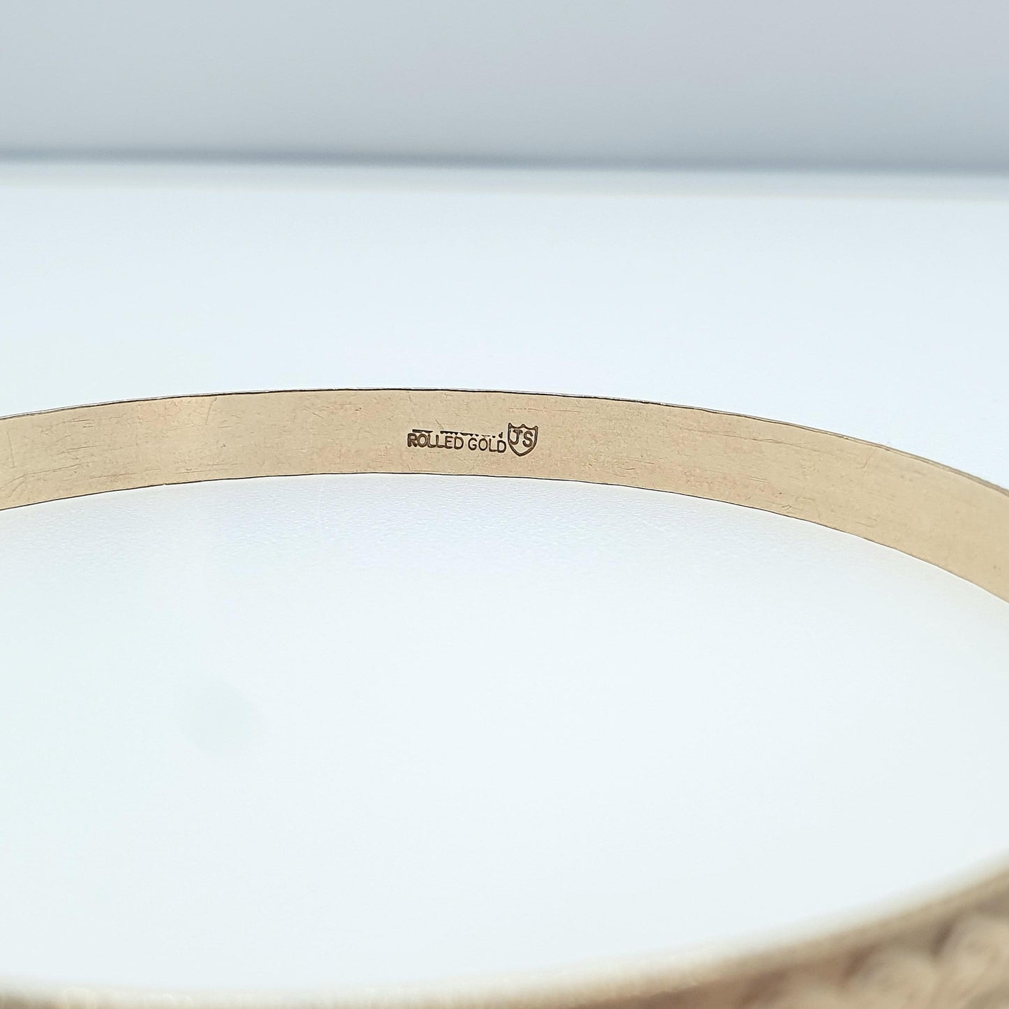 Antique Rolled Gold Bangle Heart Patterned Retracting Gold Filled Bracelet Womens Ladies Jewelry Vintage Jewellery
