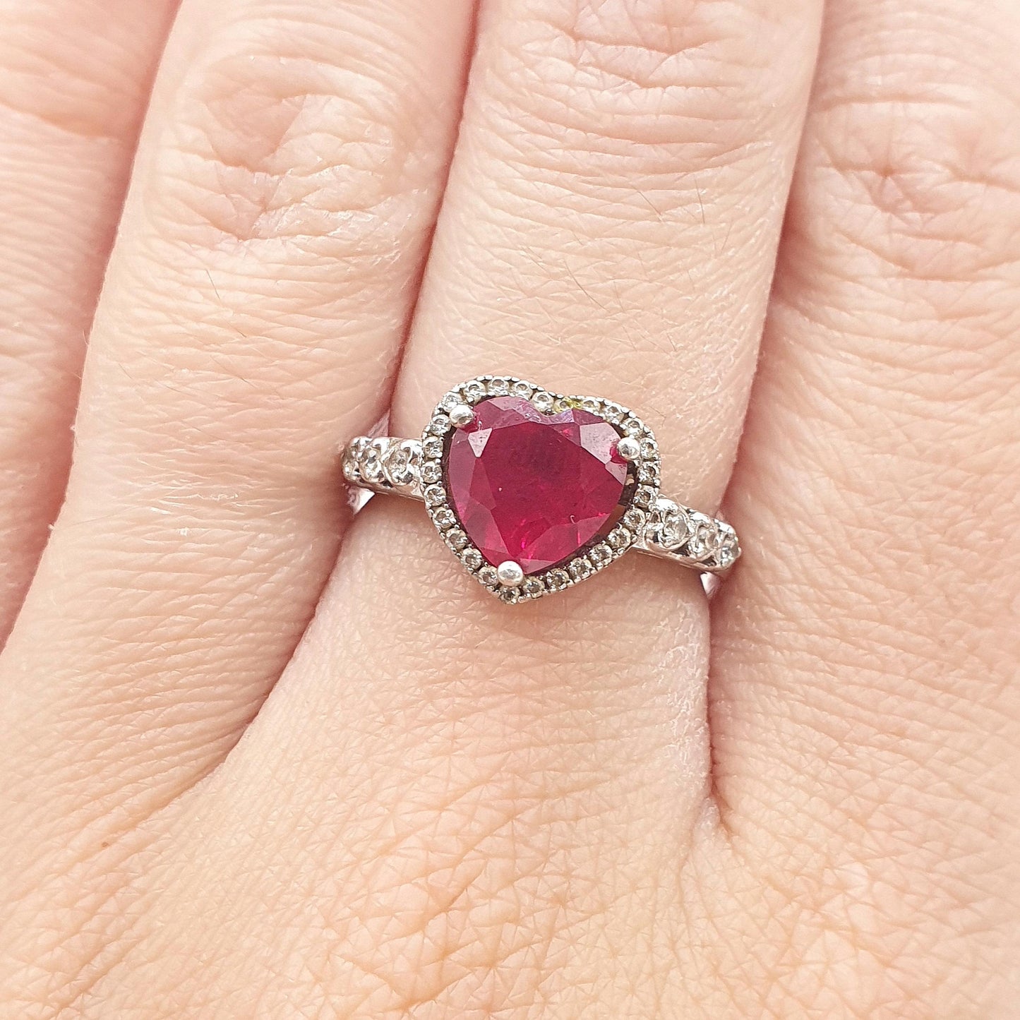 Vintage Sterling Silver Ruby Ring Heart Cut CZ Border Red Gemstone Modernist Retro Love Womens Jewelry Jewellery UK N.5 US 6.75