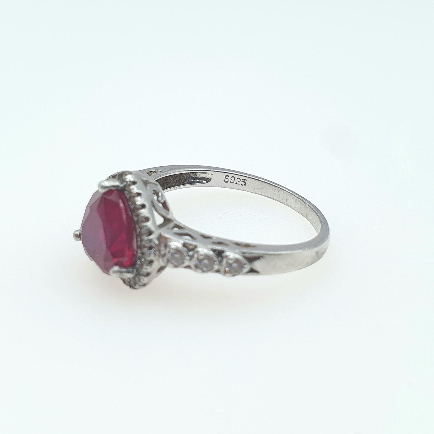 Vintage Sterling Silver Ruby Ring Heart Cut CZ Border Red Gemstone Modernist Retro Love Womens Jewelry Jewellery UK N.5 US 6.75