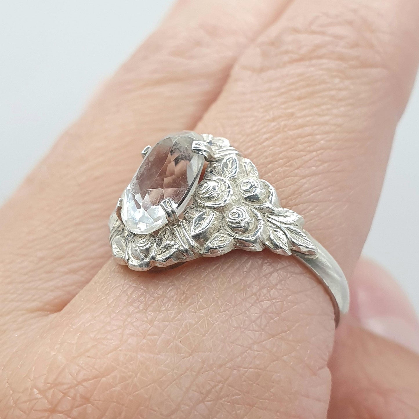 Antique Arts and Crafts Solid Silver Rock Crystal Quartz Ring Rose Border Gemstone Genuine Cocktail Jewellery Jewelry Vintage UK S US 9