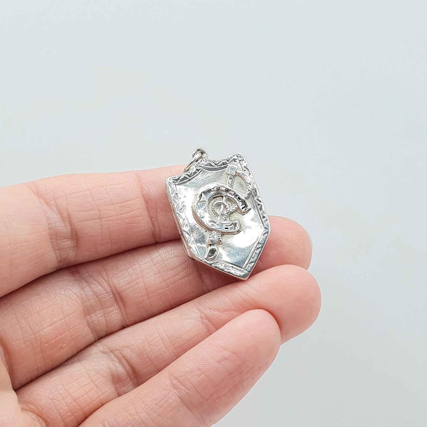 Antique Sterling Silver Horseshoe and Riding Crop Shield Locket Equestrian Horse Riding Vintage Pendant Jewelry Womens Mens Jewellery