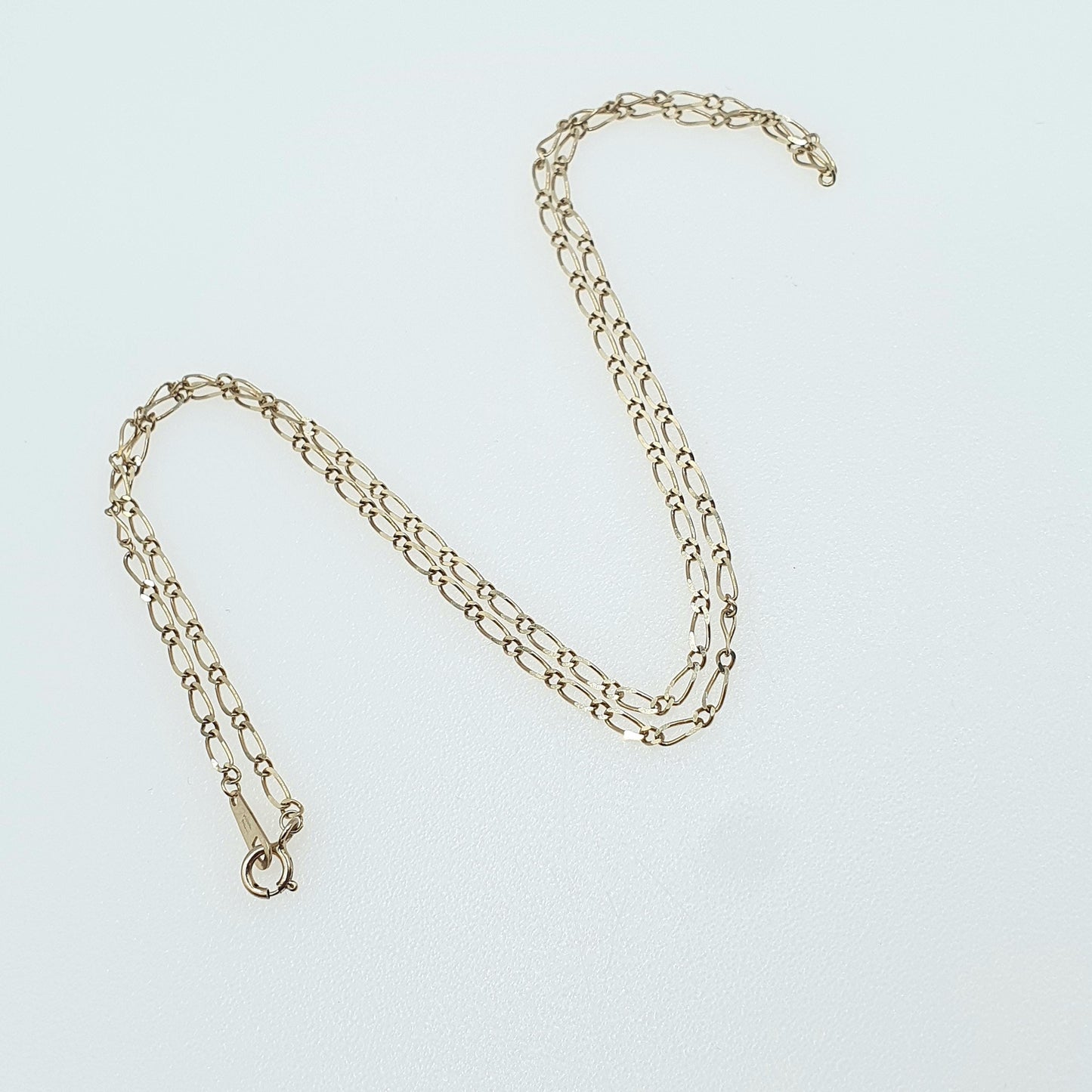 Vintage 9ct Gold Figaro Link Style Chain Necklace Curb Links Solid 9k 9kt 1.41g 41cm  Womens Jewellery Jewelry