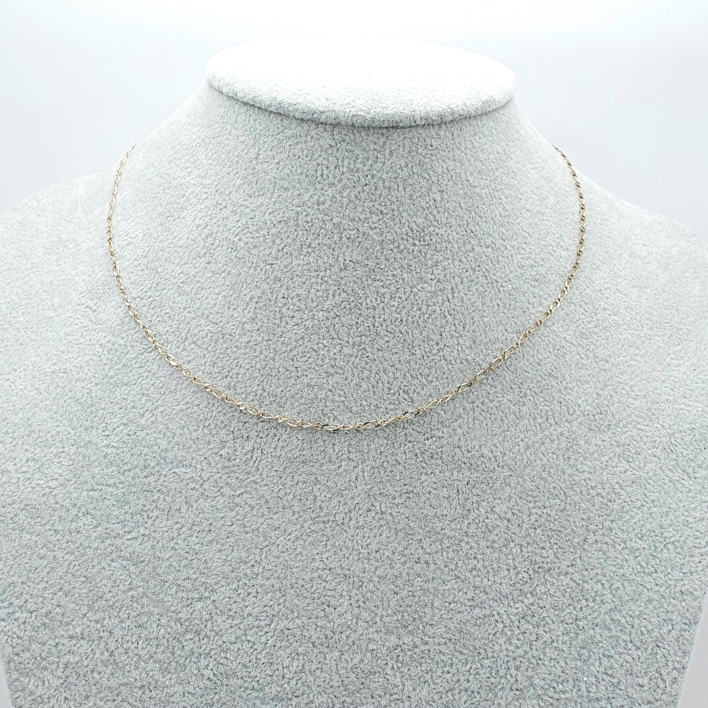 Vintage 9ct Gold Figaro Link Style Chain Necklace Curb Links Solid 9k 9kt 1.41g 41cm  Womens Jewellery Jewelry