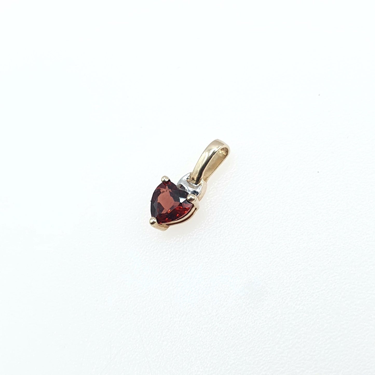 Vintage 9ct Gold Garnet Pendant Heart Cut Pyrope Red Gemstone 9k 9kt Necklace Small Gift Love Womens Jewellery Jewelry