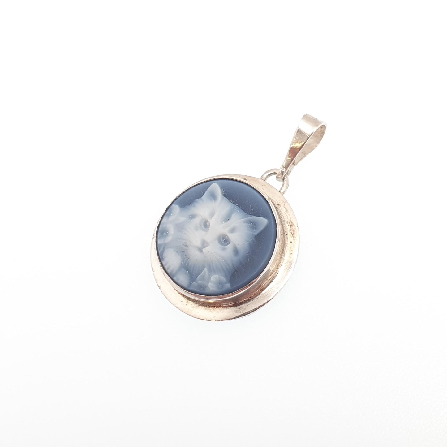 Vintage Sterling Silver Cat Cameo Pendant Necklace Blue Agate Hardstone Kitten Cats 925 Jewelry Womens Jewellery