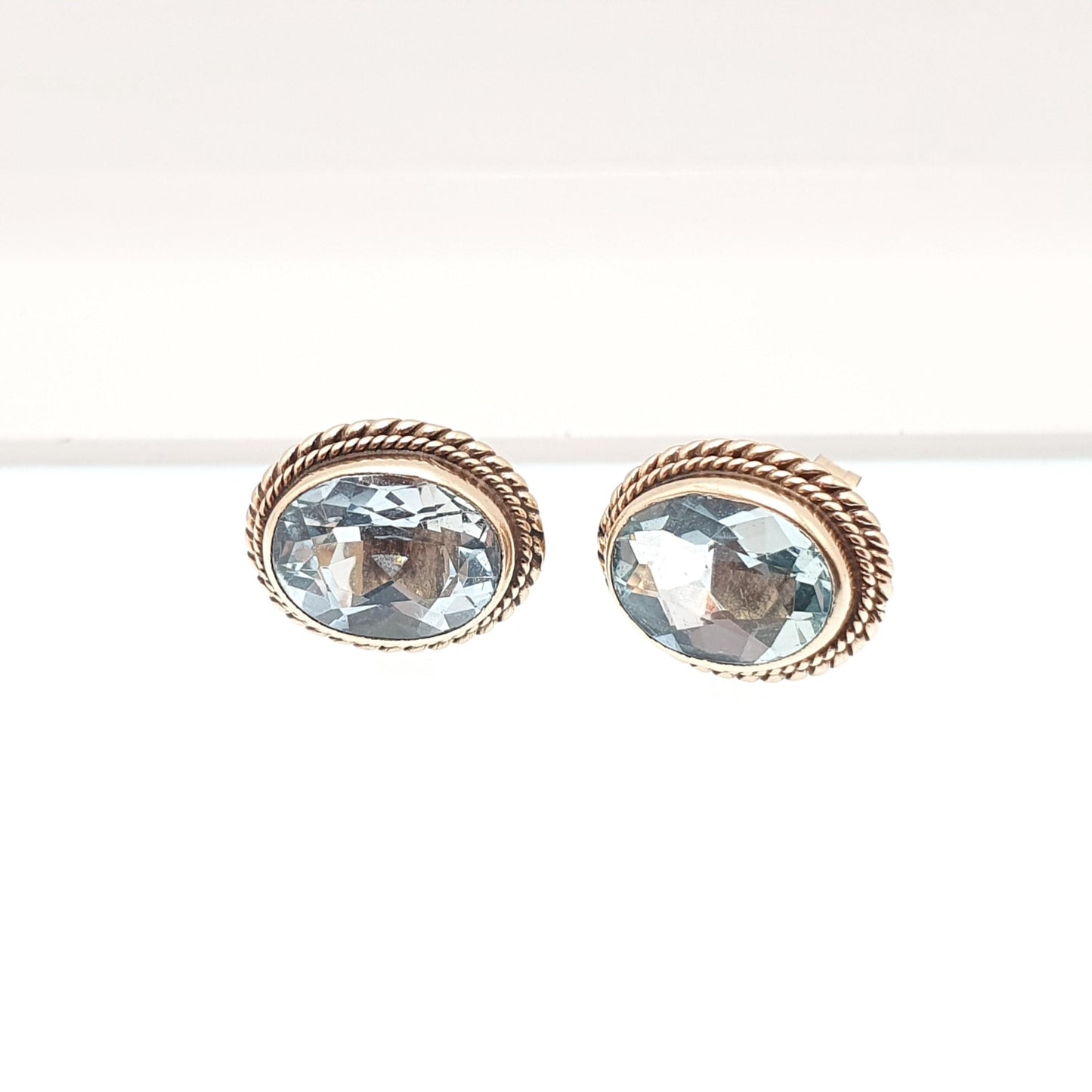 Vintage 9ct 9k Gold Aquamarine Earrings Oval Cut Stud Sparkly Solid 375 Cyan Ladies Womens Jewelry Retro Jewellery