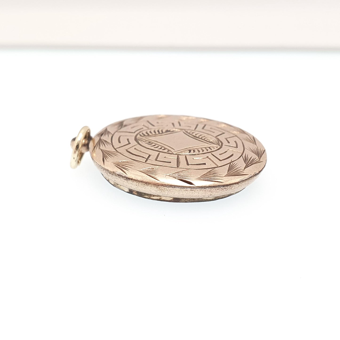 Antique Victorian 9ct Gold Front Locket Pendant Engraved One Sided Pendant Necklace 9k Oval Vintage Jewelry Jewellery