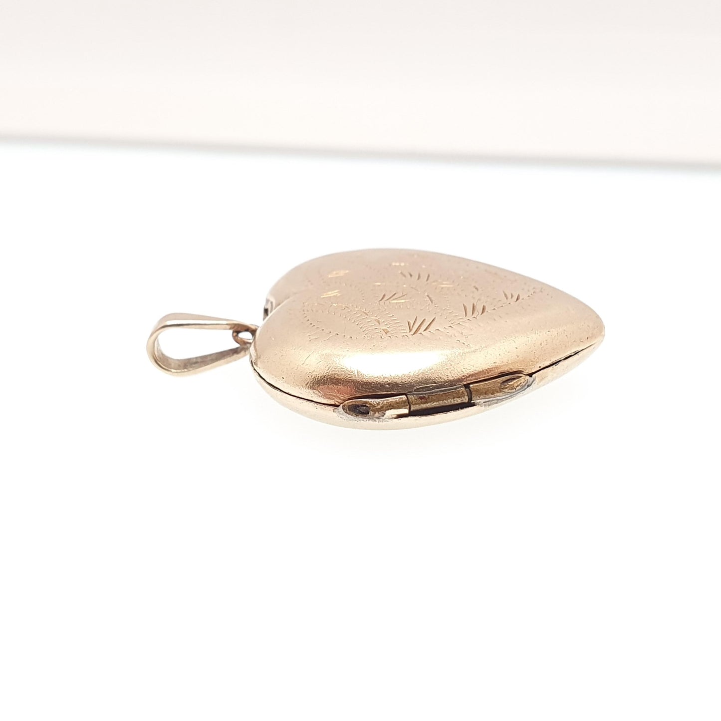 Antique 9ct Gold Heart Locket Cute Engraved Solid 9k 375 Pendant Love Gift Back & Front Necklace Jewelry Womens Jewellery